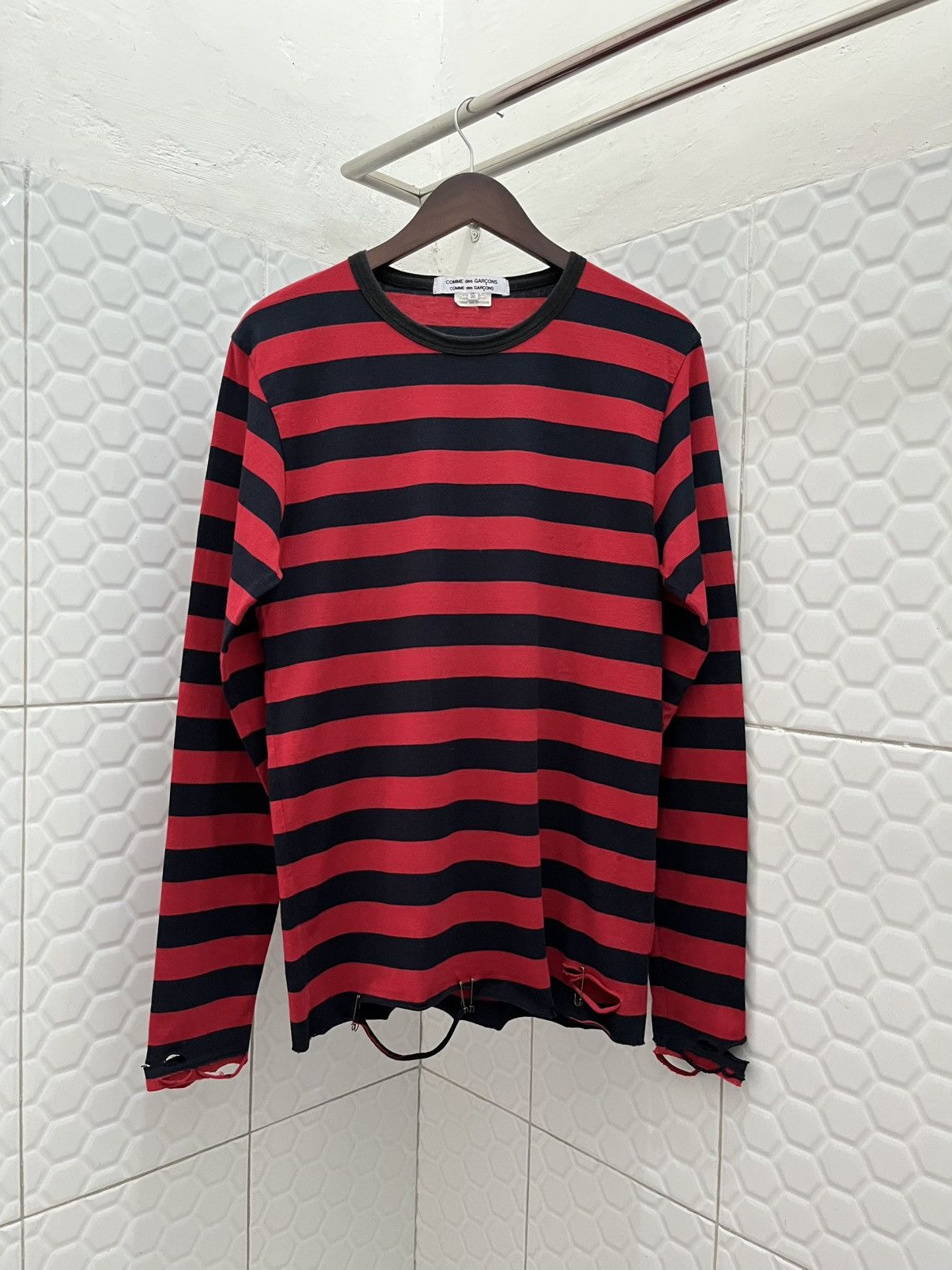 Comme des Garcons Comme des Garcons Distressed Grunge Longsleeve Size US S / EU 44-46 / 1 - 1 Thumbnail
