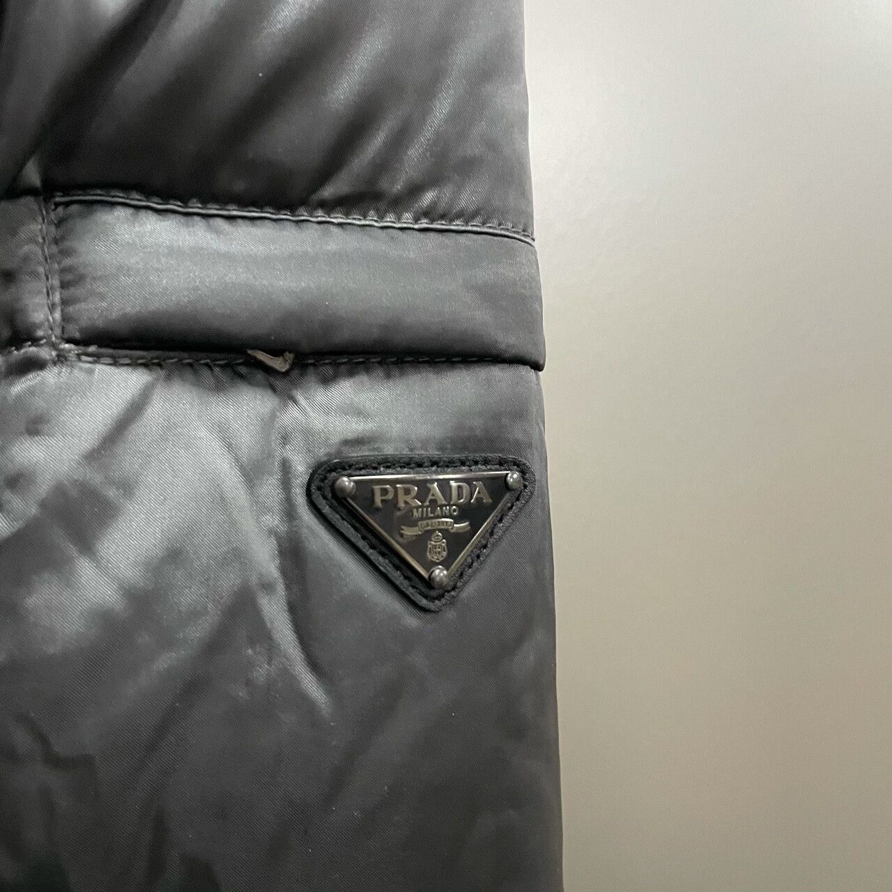 Prada prada gray quilted puffer jacket Size S / US 4 / IT 40 - 3 Thumbnail