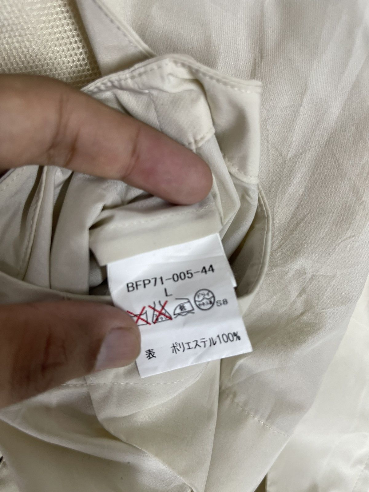 Burberry Vintage BURBERRY Golf Light Vest Spellout Size US L / EU 52-54 / 3 - 6 Thumbnail