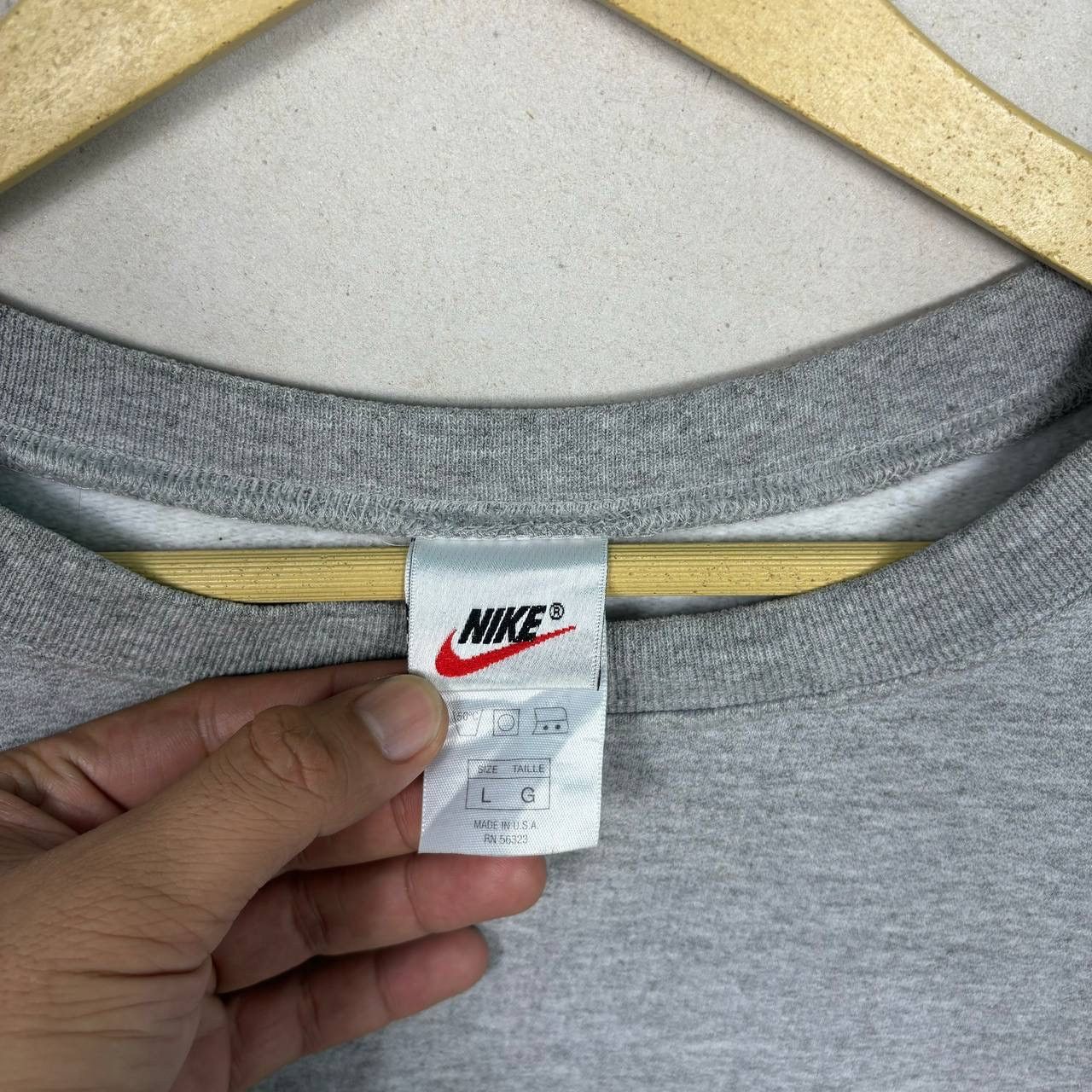 Nike Vintage 90s Nike Grey Sweatshirt Baggy Made in USA L Size US L / EU 52-54 / 3 - 6 Thumbnail