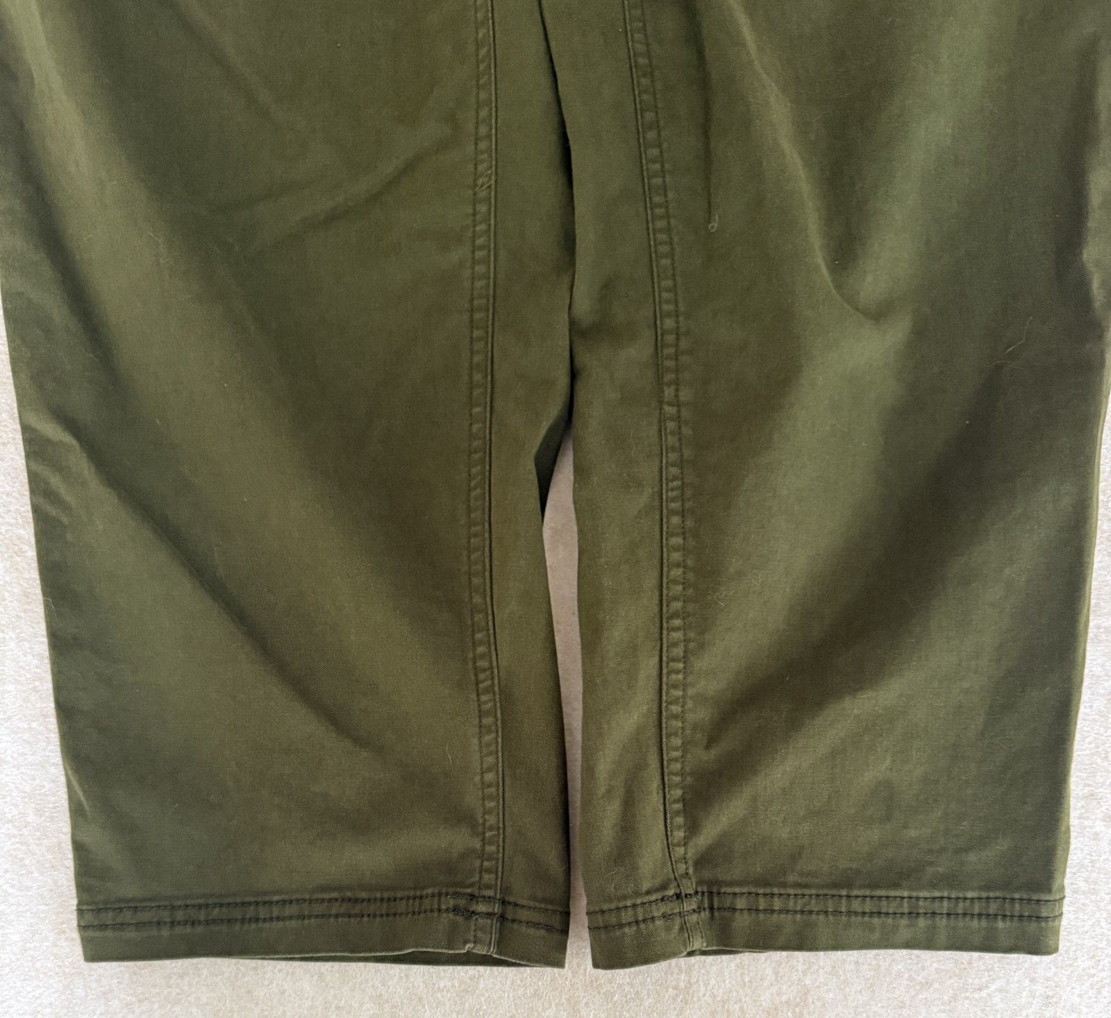 Old Navy Old Navy Womens XL Green OG Chinos Baggy Pants High Rise Ca Size 30" / US 8 / IT 44 - 4 Thumbnail
