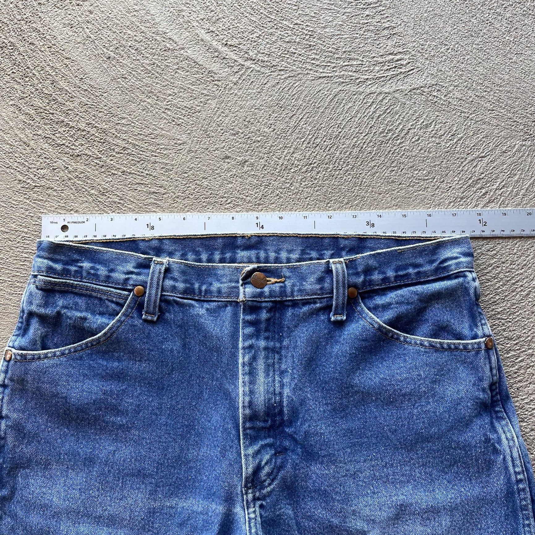 Wrangler VINTAGE Wrangler Shorts Denim Bermuda 90s Hip Hop Men 34 Blue Cotton Relaxed Regular 10 In Inseam Reworked Jorts Embroidered Logo Mens Size US 34 / EU 50 - 5 Thumbnail