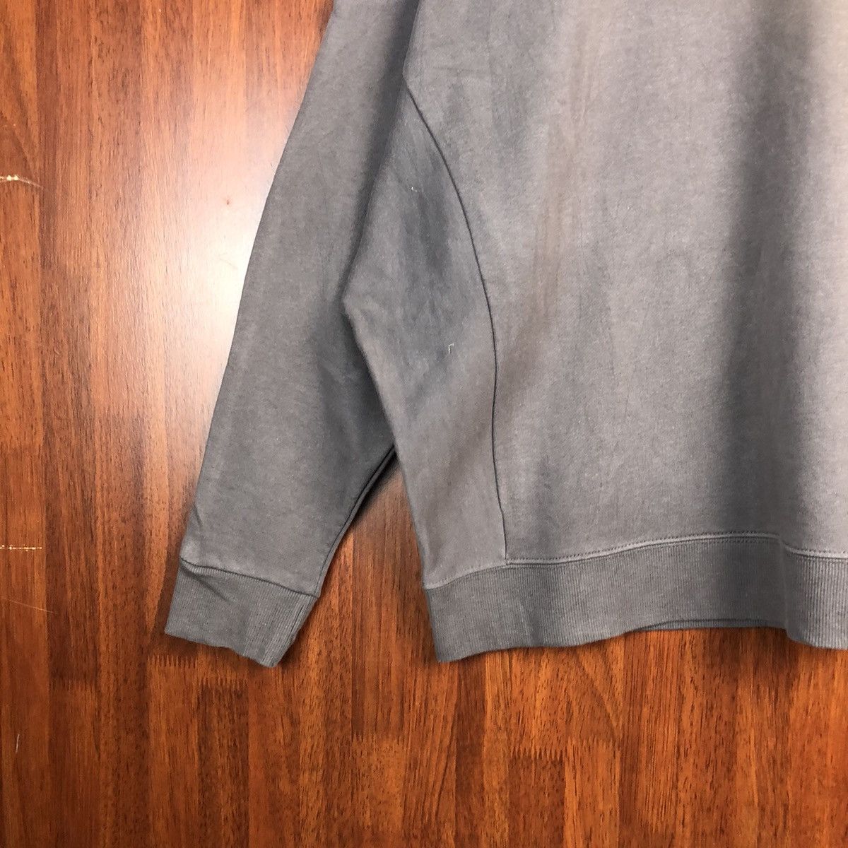 Japanese Brand × Vintage Contribe Grey vintage sweatshirr Cloaks #7557 Size US M / EU 48-50 / 2 - 4 Thumbnail