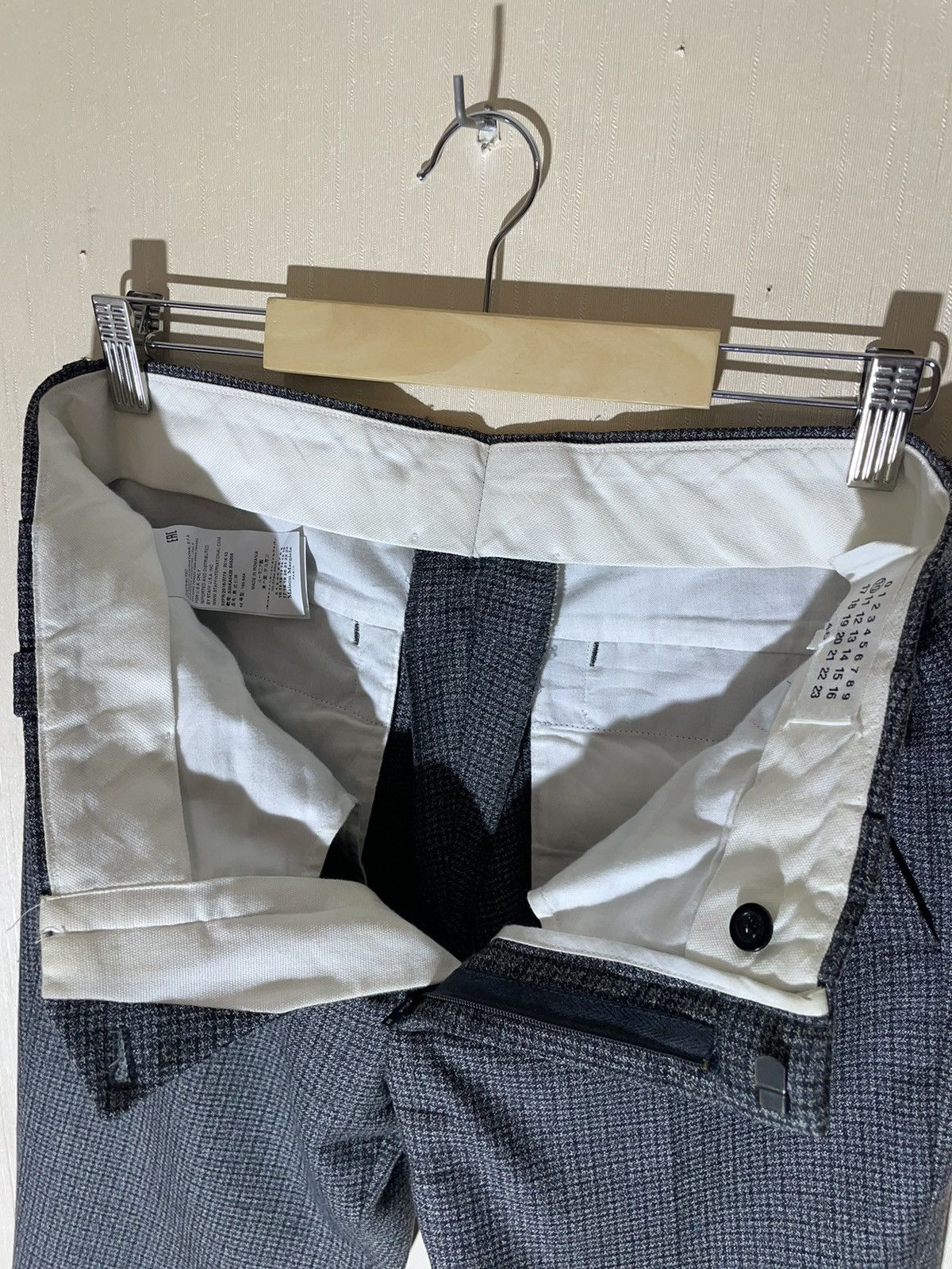 Maison Margiela Maison Martin Margiela wool pants Size US 30 / EU 46 - 11 Thumbnail