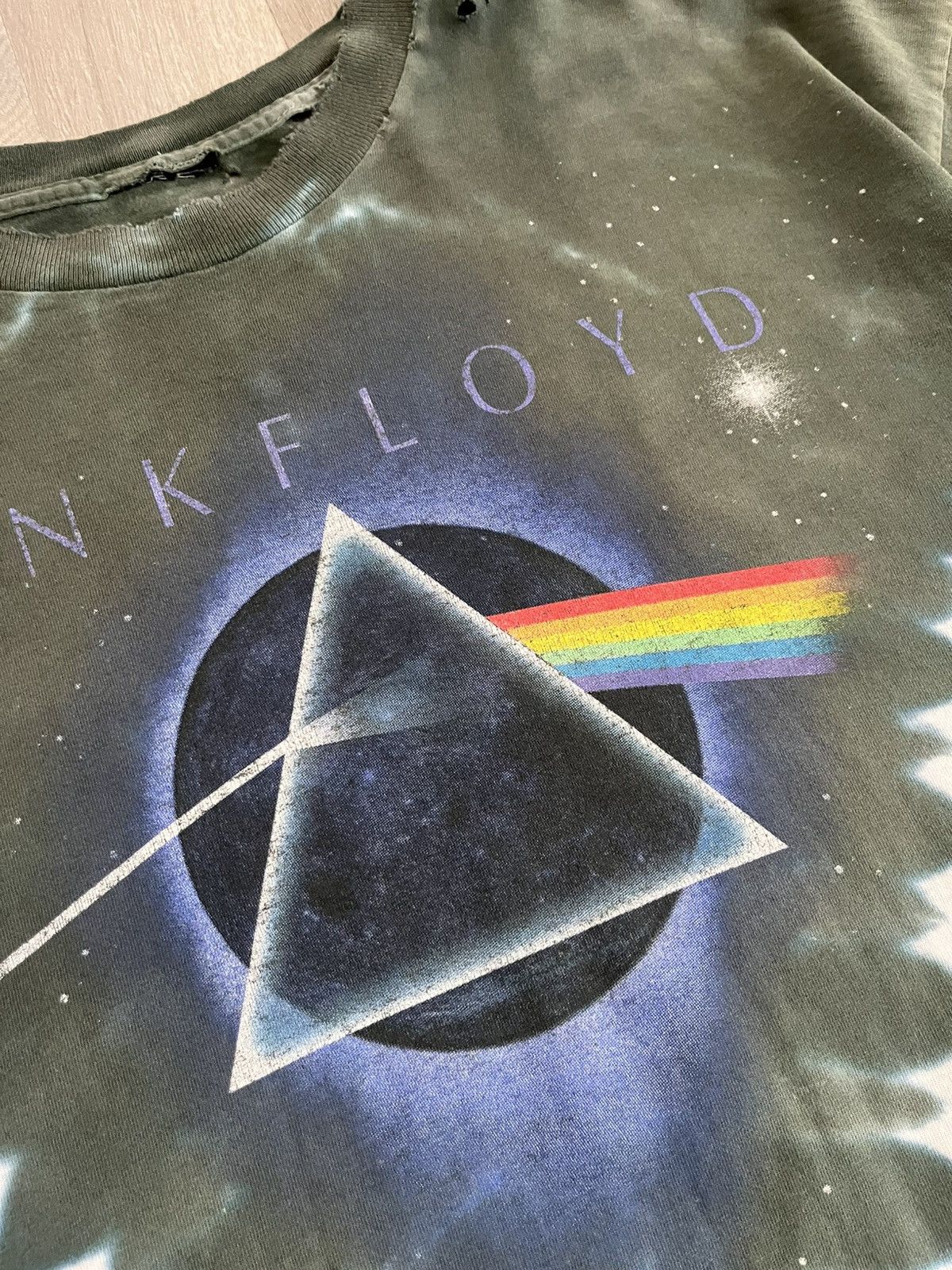 Liquid Blue Vintage Thrashed Pink Floyd Dark Side of the Moon Tee Size US XL / EU 56 / 4 - 4 Thumbnail