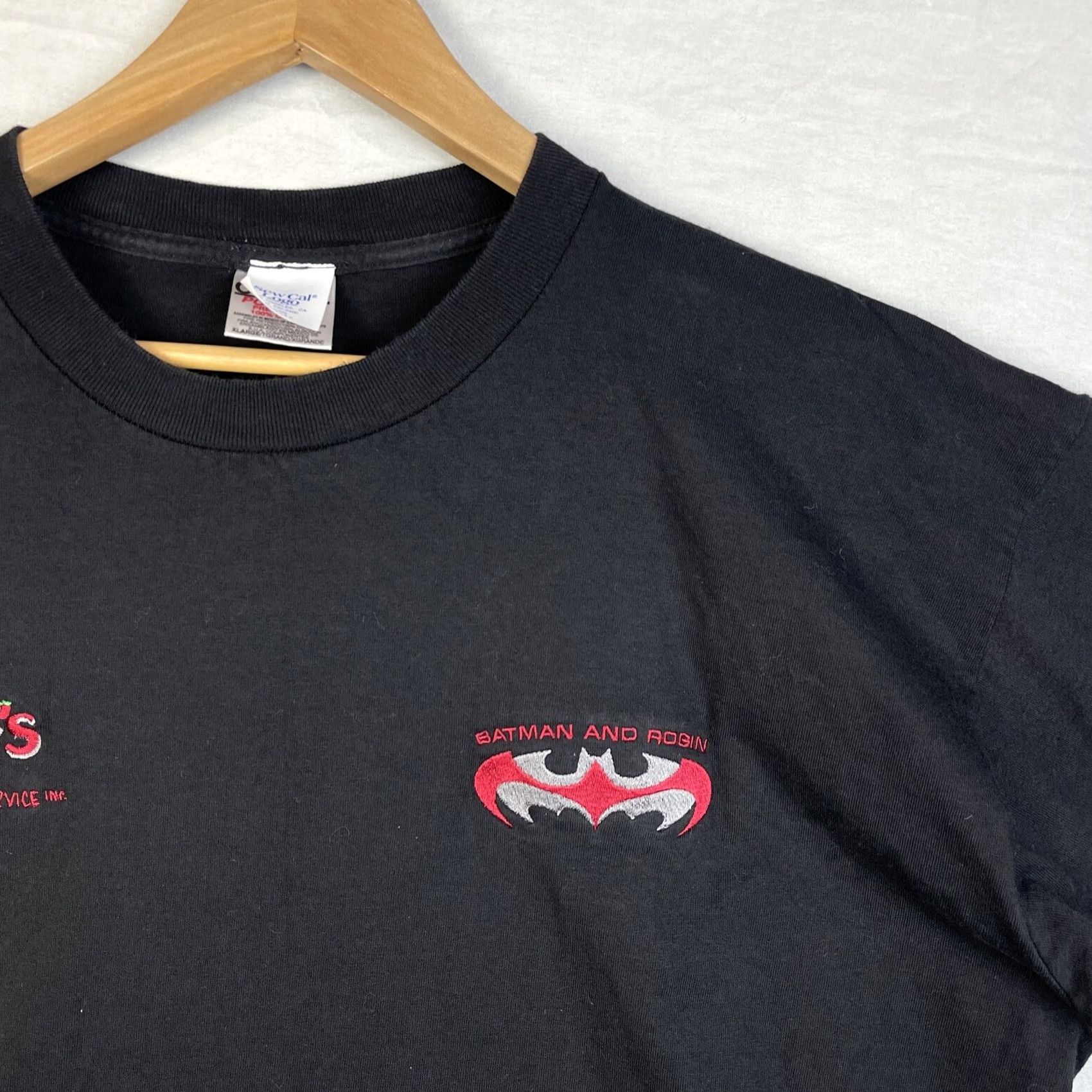 Vintage VINTAGE Batman And Robin Shirt Mens XL Black Crew Staff Movie Tonys Food Service Shirt Size US XL / EU 56 / 4 - 4 Thumbnail