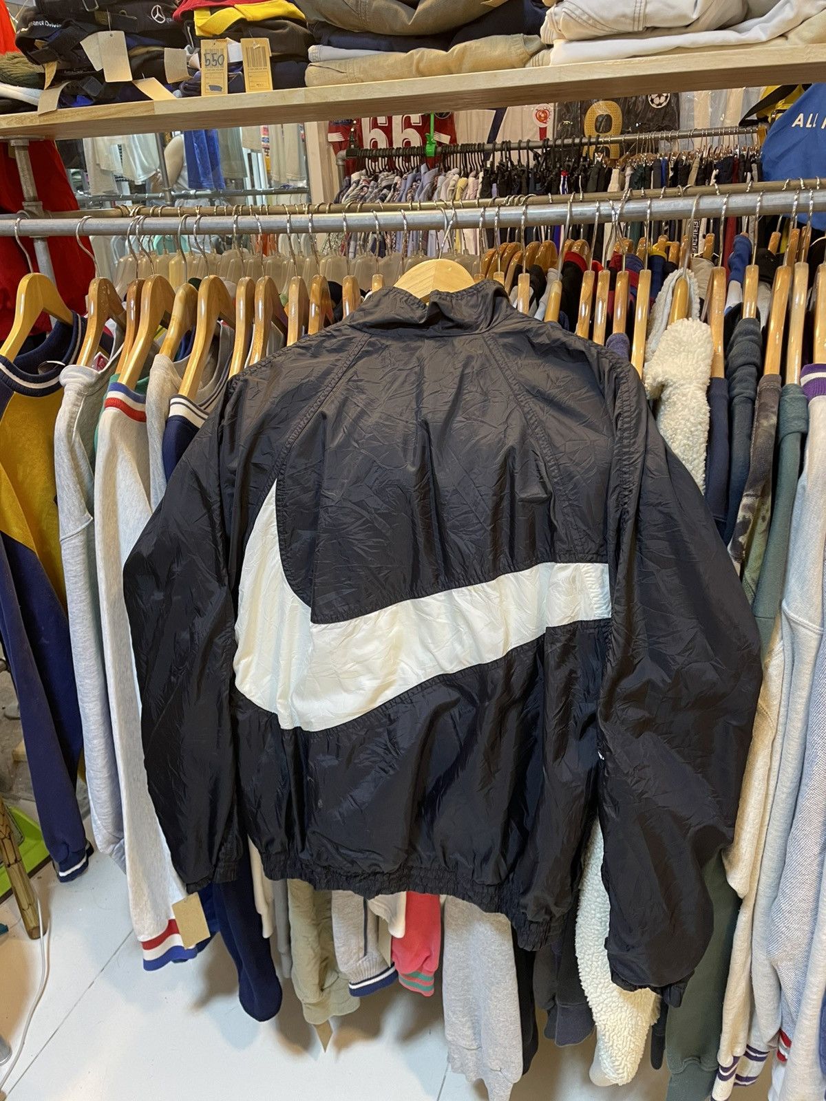 Nike Vintage Nike Big Swoosh Windbreaker Jacket Size US XL / EU 56 / 4 - 1 Thumbnail