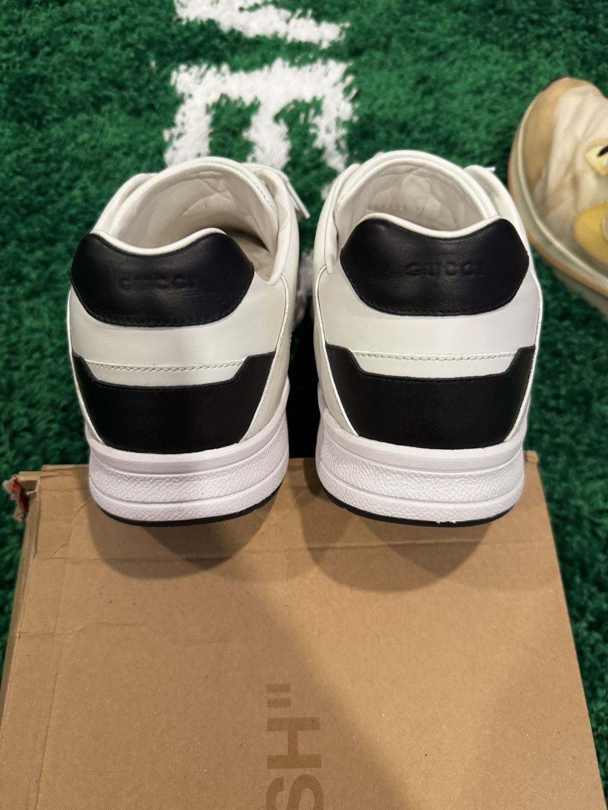 Gucci Gucci GG low top sneaker Size US 12 / EU 45 - 8 Thumbnail