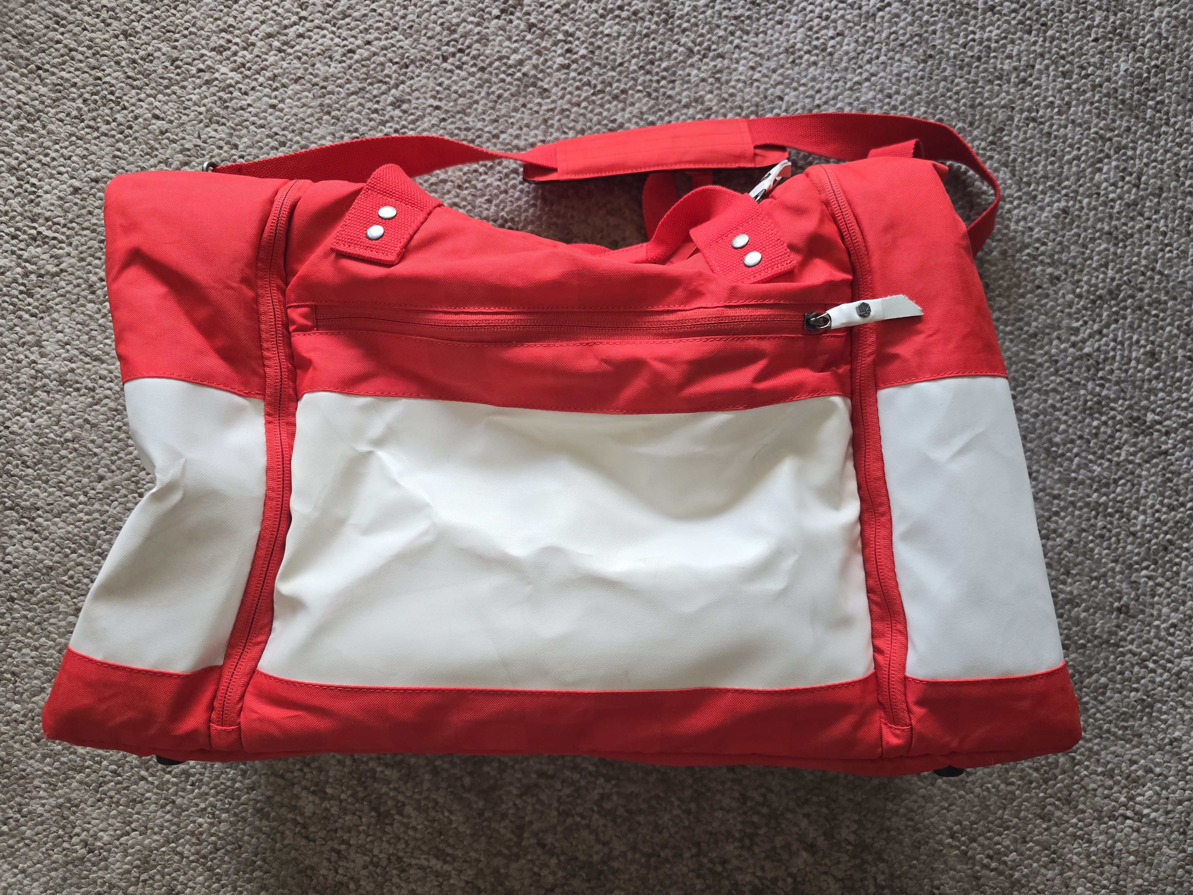 Coca Cola Hex x Coca Cola Sneaker Duffle Size ONE SIZE - 3 Thumbnail