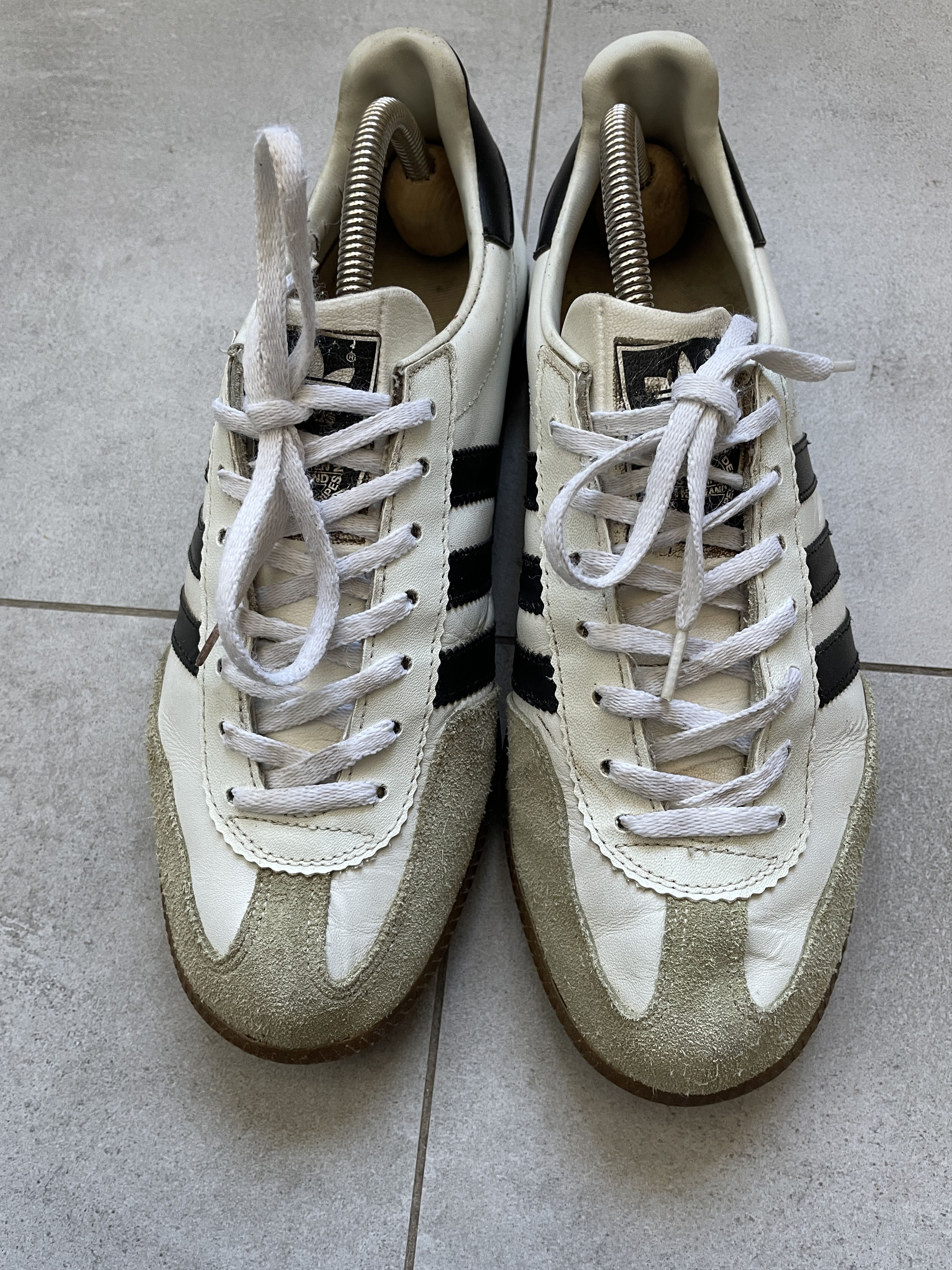 Adidas × Vintage Y2K ADIDAS 80S WHITE BEIGE LEATHER UNIVERSAL SNEAKERS Size US 8.5 / EU 41-42 - 9 Thumbnail