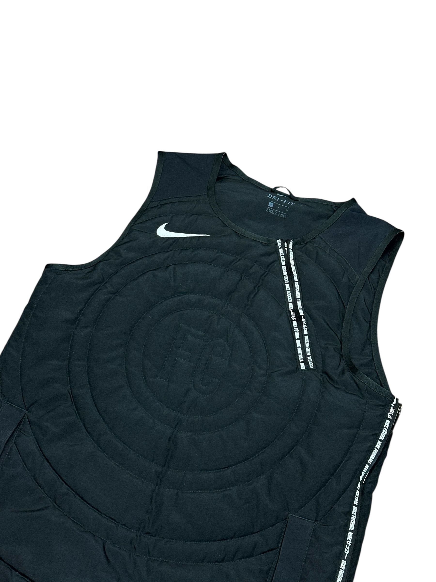 Nike Nike FC bulletproof insulated vest Size S / US 4 / IT 40 - 4 Thumbnail