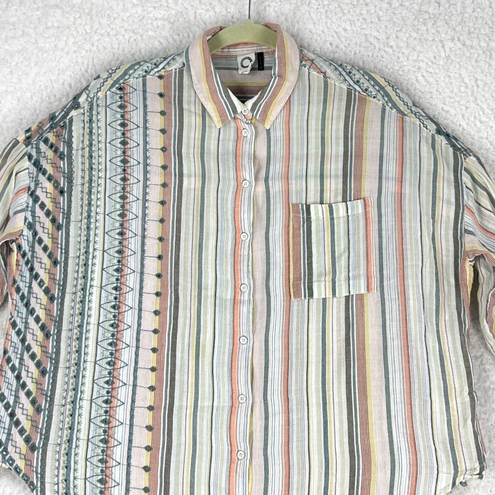 Anthropologie VINTAGE Akemi + Kin Oversized Shirt Womens XS Ivory Striped Button-Up Casual 3/4 Sleeve Pant? Size XS / US 0-2 / IT 36-38 - 2 Thumbnail