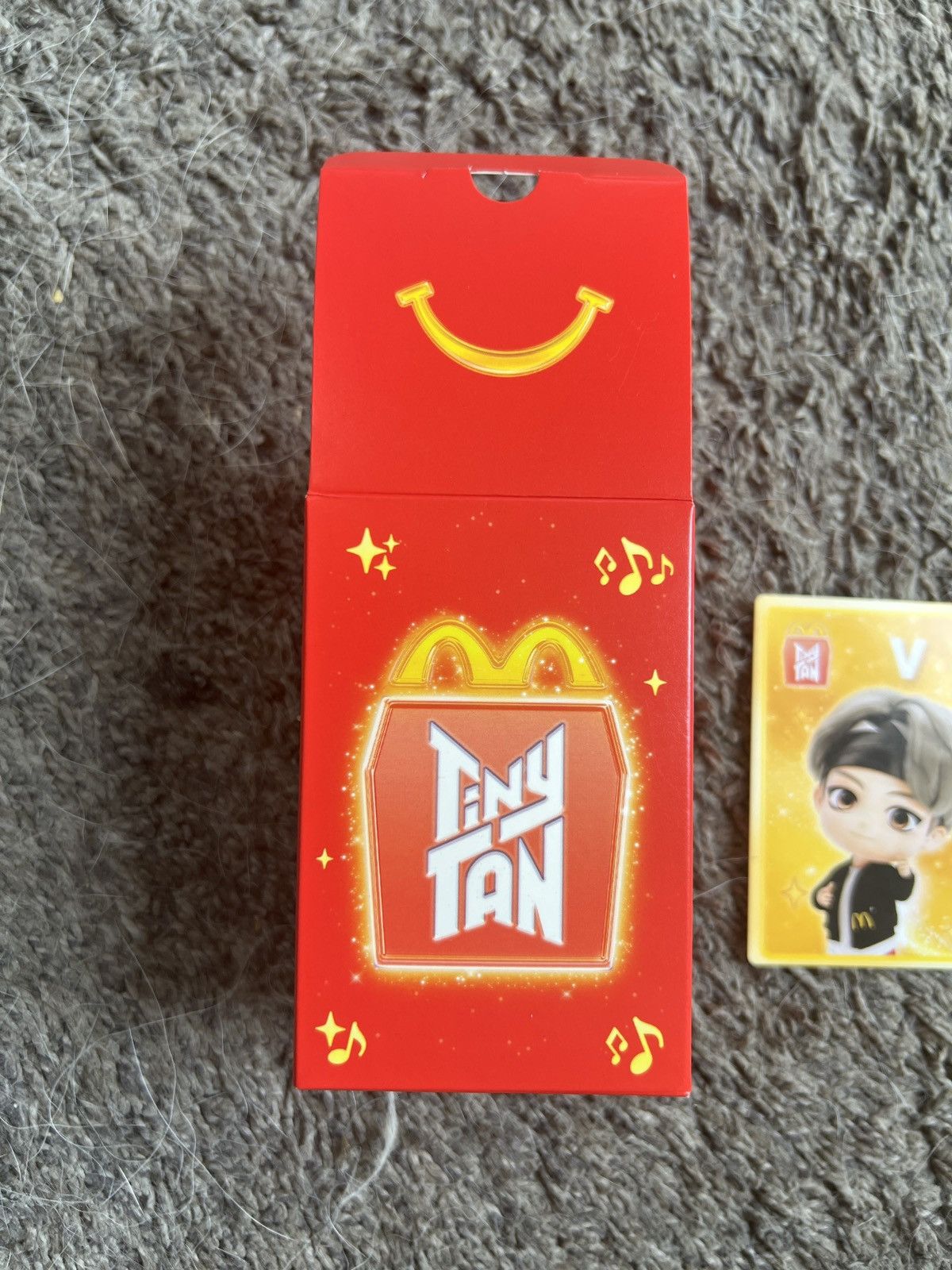 Hypebeast 2025 McDonald’s TinyTAN V Figure Size ONE SIZE - 7 Thumbnail