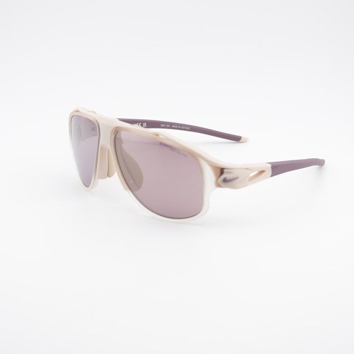 Nike NIKE FLYFREE INFINITY IO0099X 126 Sunglasses | Grailed display picture 3