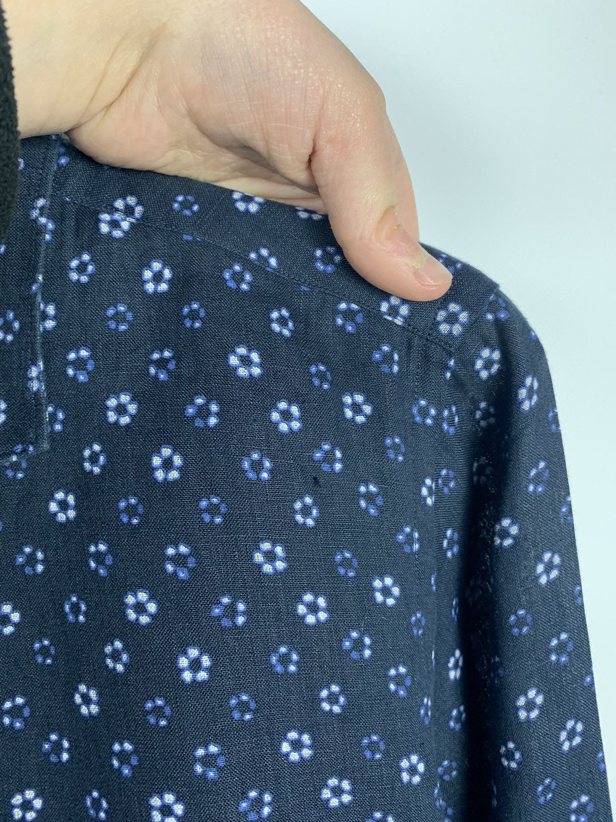 The Kooples The Kooples Linen Shirt Fitted Floral Pattern Men Size Small Size US S / EU 44-46 / 1 - 9 Thumbnail