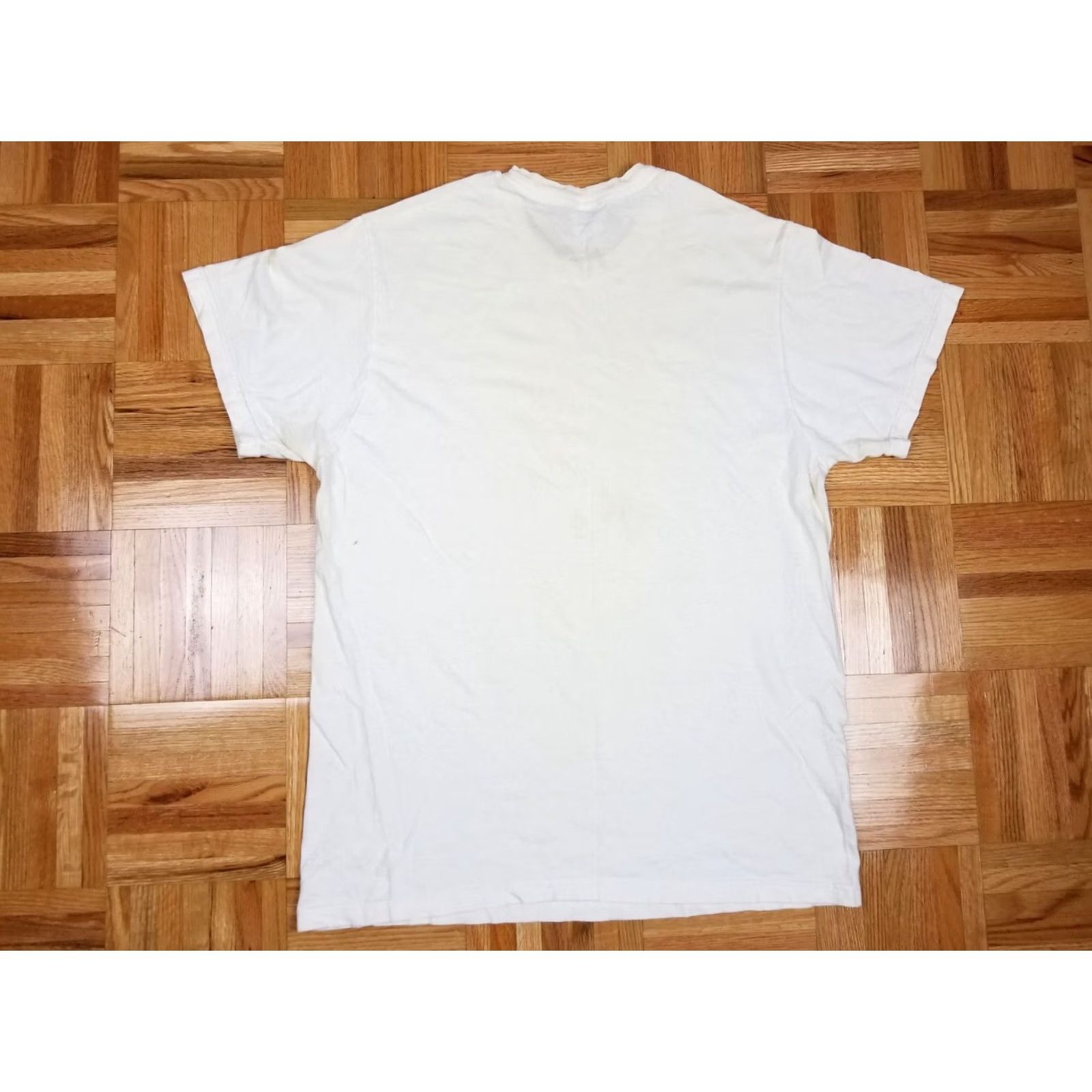 Vintage VINTAGE 90' FRUIT OF LOOM T-SHIRT MEDIUM WHITE COTTON SINGLE STITCH Batman Mens Size US M / EU 48-50 / 2 - 5 Thumbnail