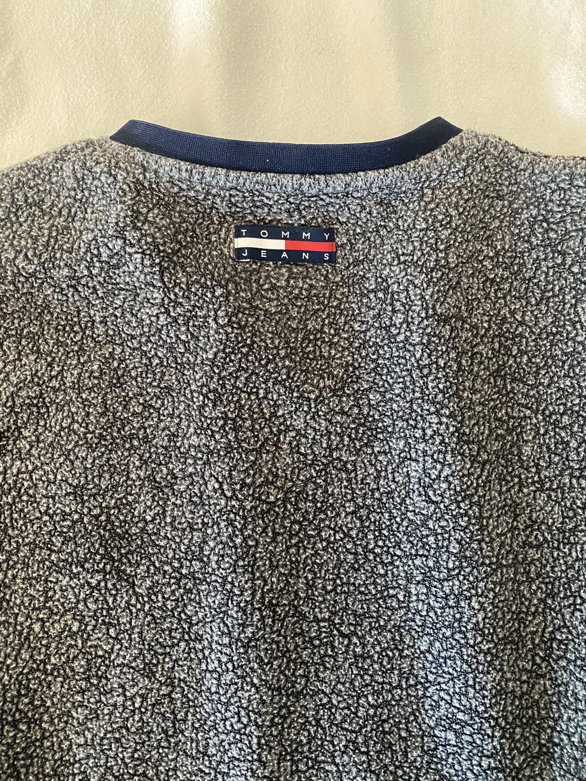 Tommy Jeans Vintage Tommy Jeans Sweater w/ sleeve design Size US L / EU 52-54 / 3 - 6 Thumbnail