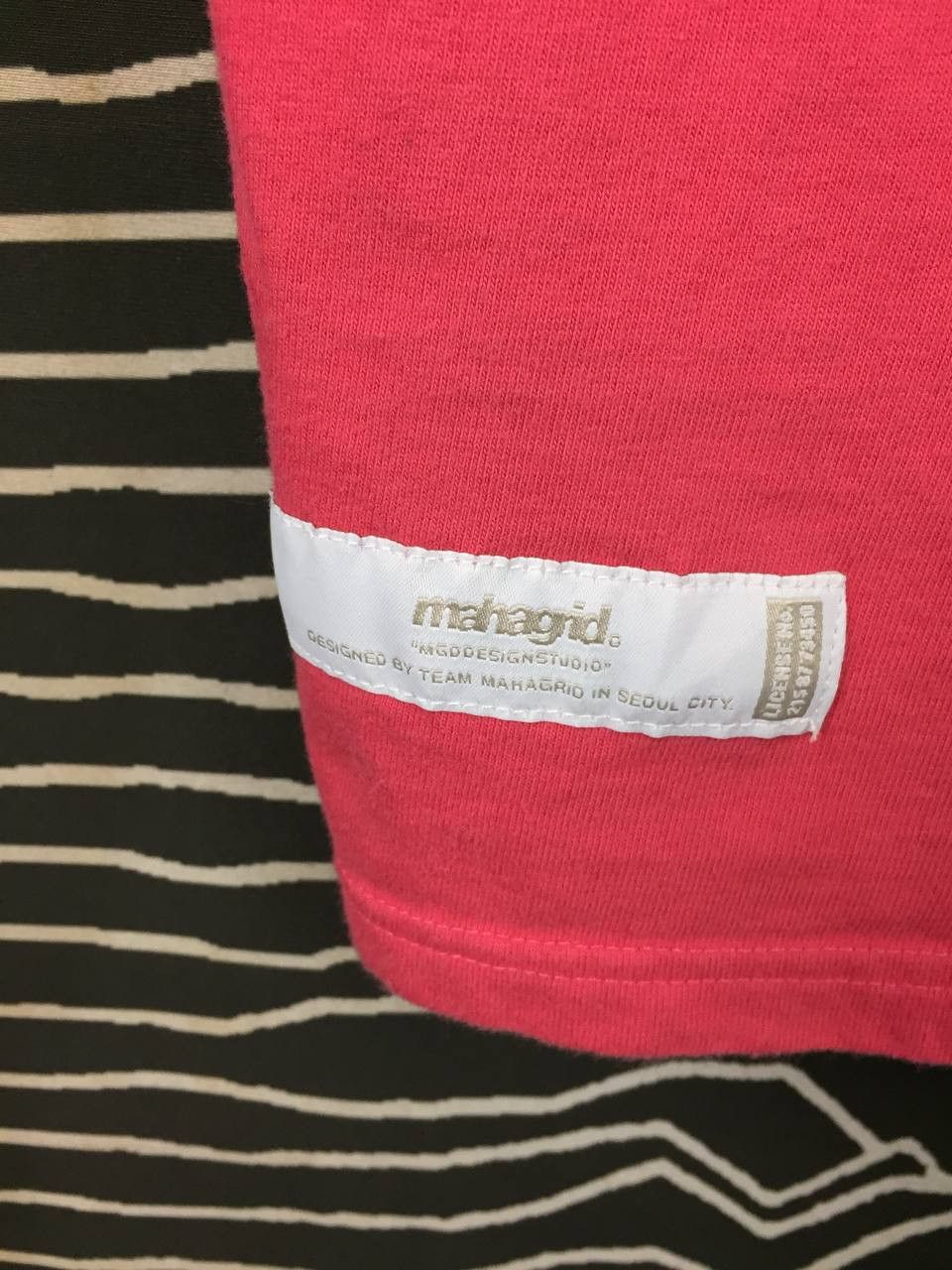 Vintage Mahagrid MGD Design Studio Korean Brand Long Sleeve Tee Size US M / EU 48-50 / 2 - 4 Thumbnail