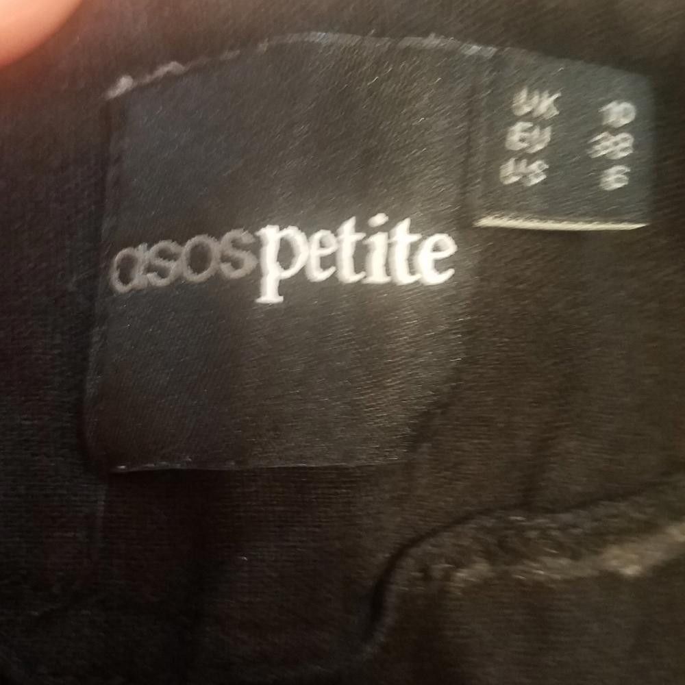 Designer Asos Petite Women's Black Shorts Size 6 Size 28" / US 6 / IT 42 - 3 Thumbnail