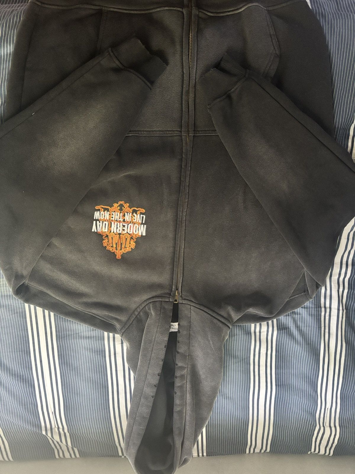 Other Modern Day Hoodie Size US L / EU 52-54 / 3 - 1 Thumbnail