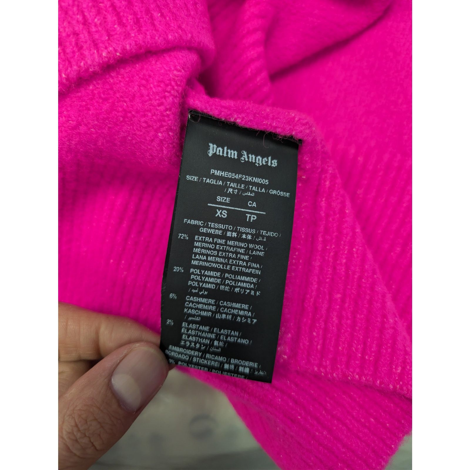 Palm Angels o1rshd1 Basic Logo Sweater in Fuchsia / Black Size US XS / EU 42 / 0 - 22 Thumbnail