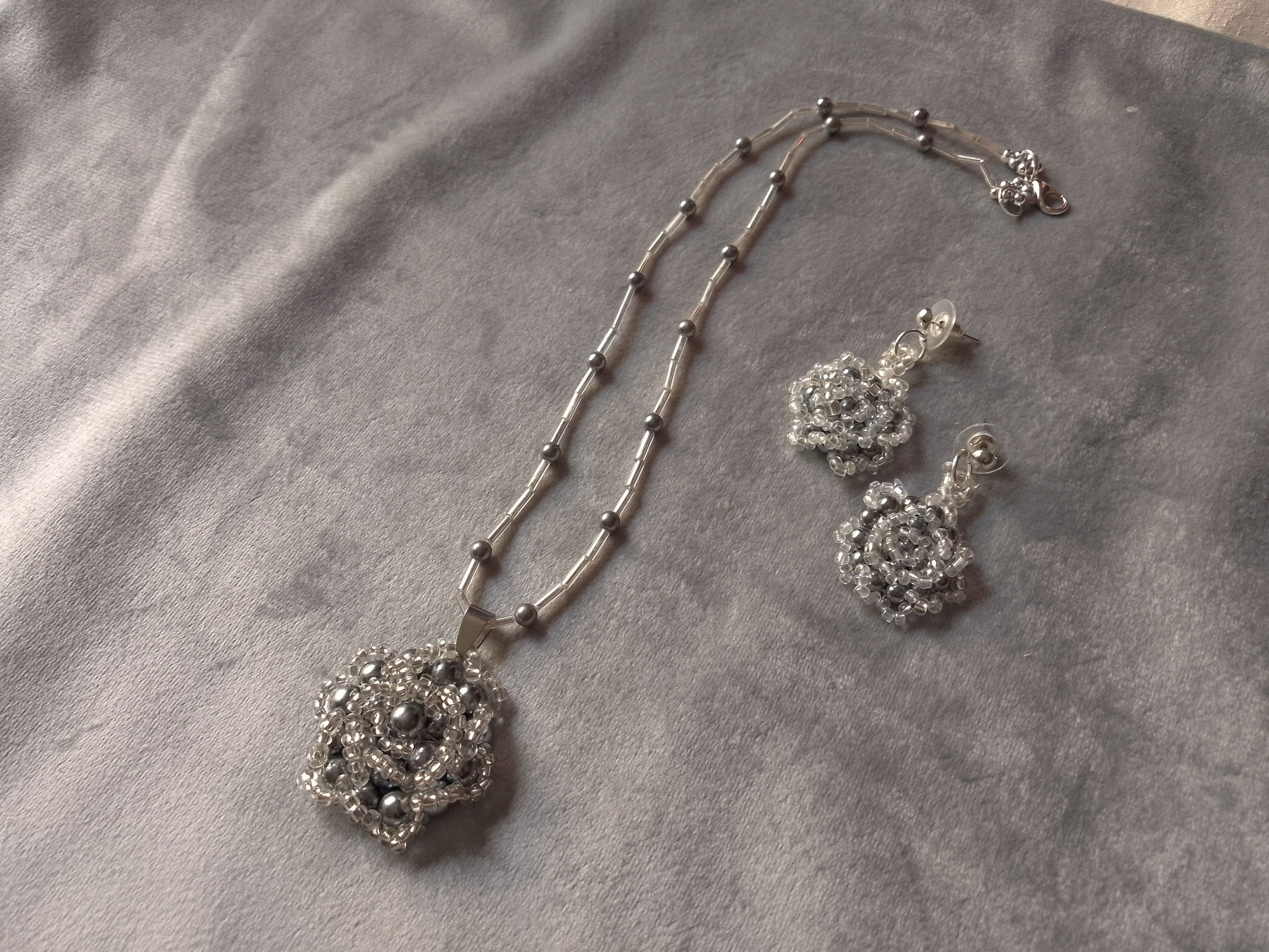 Handmade Necklace rose pendant earrings. Gray,silver. Elegant Size ONE SIZE - 1 Thumbnail