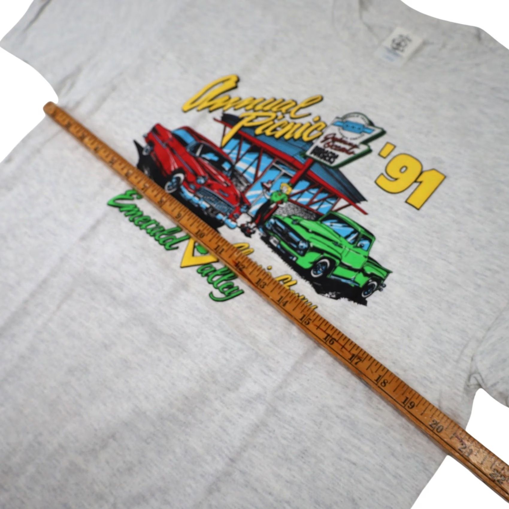 Vintage VINTAGE 1991 Classic Chevy Annual Picnic Graphic T Shirt Mens Large Gray Size US L / EU 52-54 / 3 - 6 Thumbnail