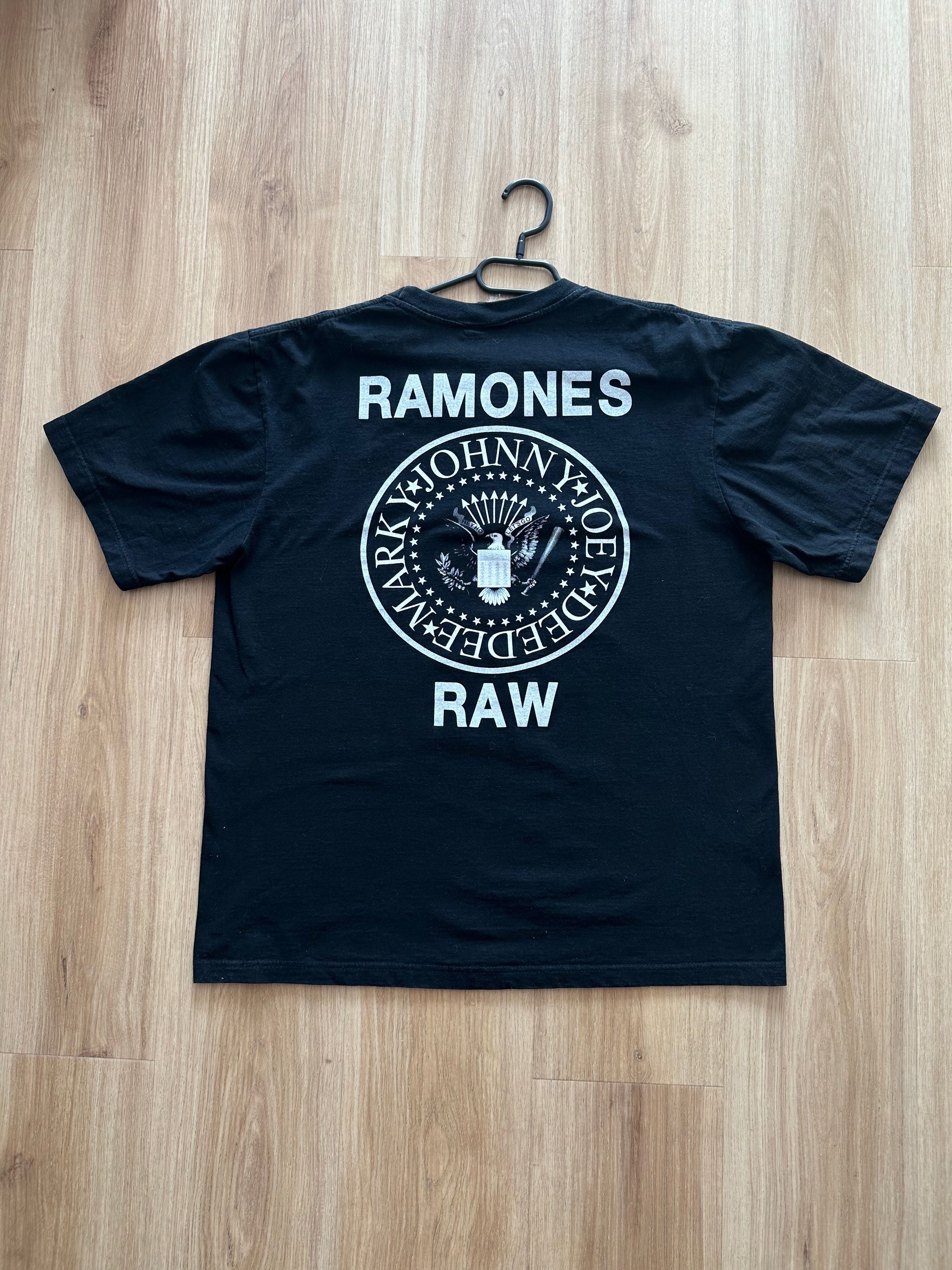 Band Tees 00's RAMONES Raw REO Rock T Shirt band tee Heavy cotton Size US XL / EU 56 / 4 - 11 Thumbnail