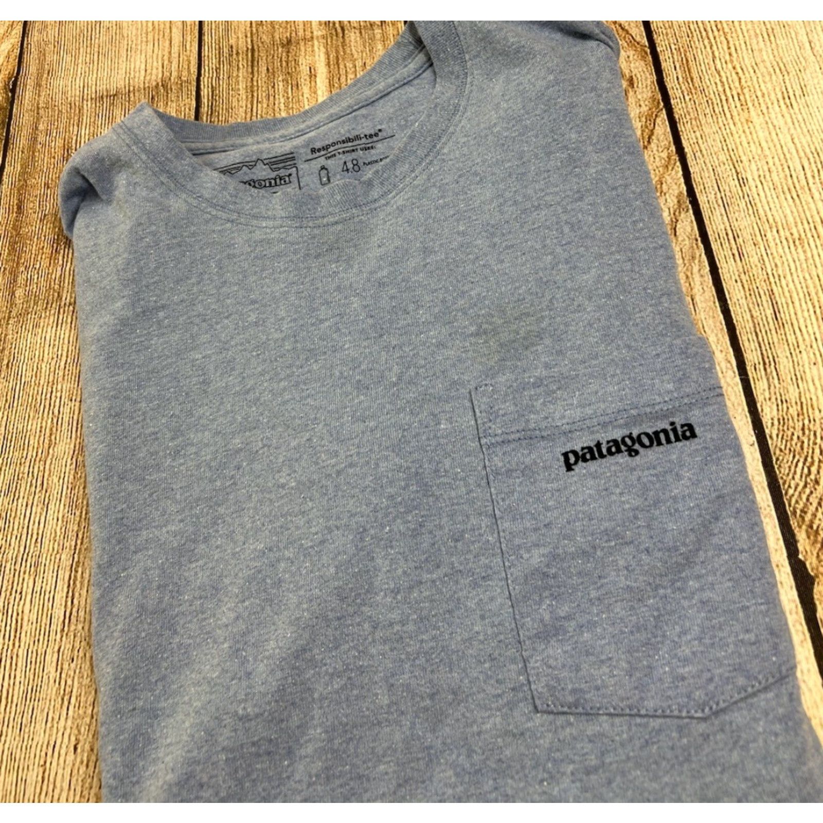 Patagonia Patagonia T-Shirt Blue Pocket Regular Short Sleeve Size S Crew Neck Men Cotton Graphic Print Outdoor Nature Size US S / EU 44-46 / 1 - 7 Thumbnail