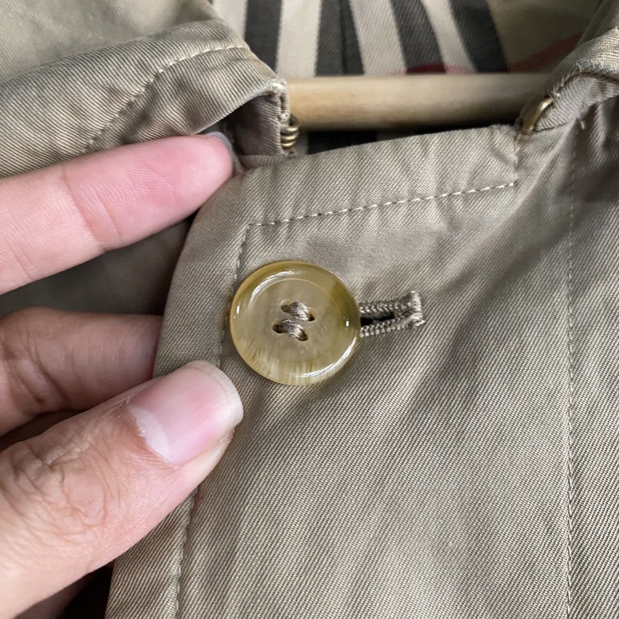 Burberry VINTAGE BURBERRY MARUZEN TOKYO Nova Check Trench Coat Beige Size US L / EU 52-54 / 3 - 11 Thumbnail