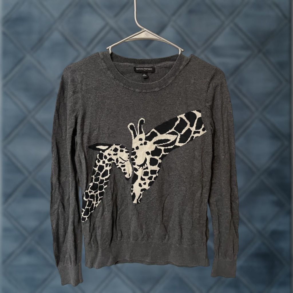 Banana Republic Banana Republic Crewneck Sweater Womens S Gray Cotton Graphic Animal Print Giraffe Knit Pullover Long Sleeve Size S / US 4 / IT 40 - 1 Thumbnail