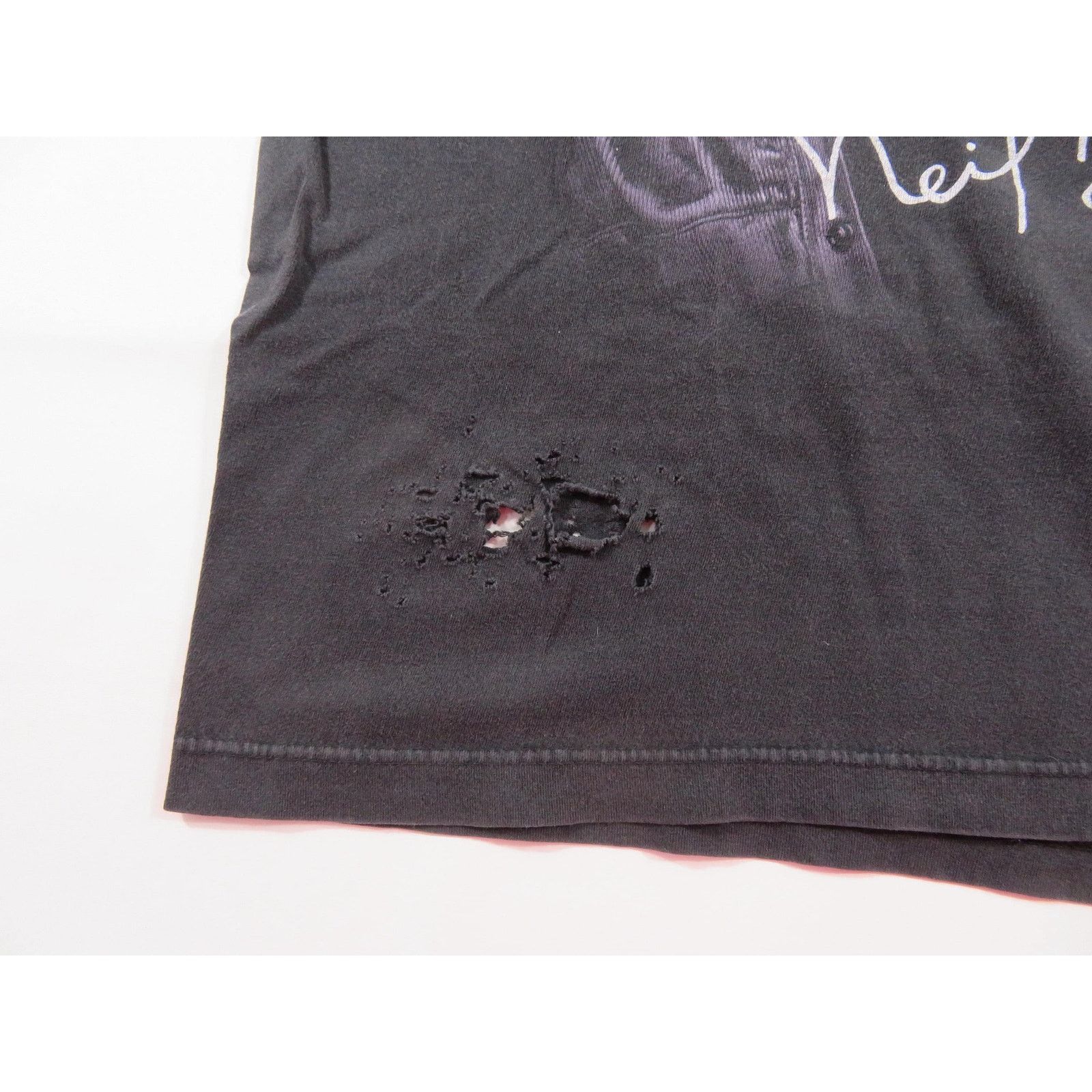 Other Neil Diamond Distressed Black Rock T-shirt Sz L 1990s Size US L / EU 52-54 / 3 - 6 Thumbnail