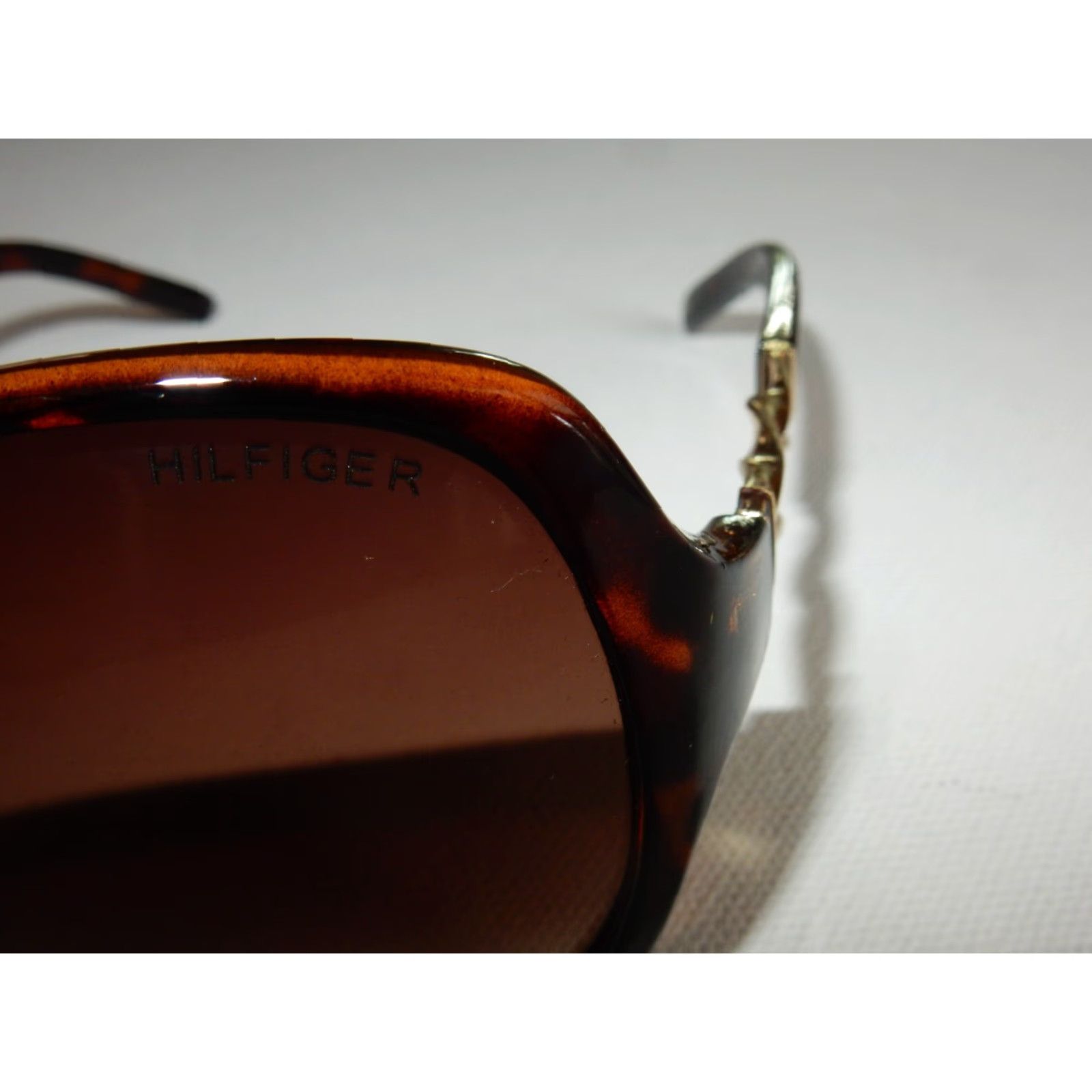 Tommy Hilfiger VINTAGE Tommy Hilfiger Sunglasses Women Brown Unisex Accessory Size ONE SIZE - 4 Thumbnail