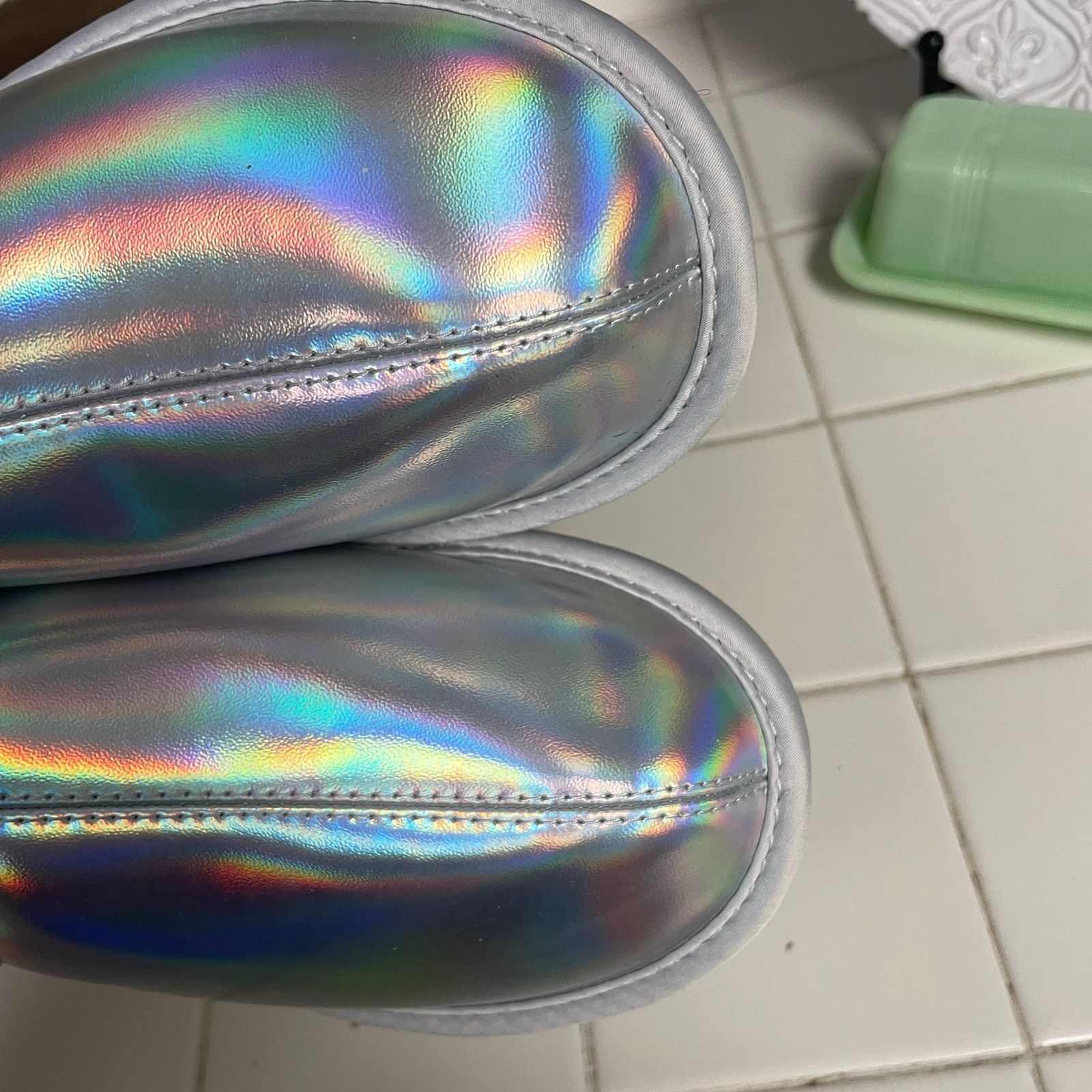 Ugg UGG Pearle Iridescent Hologram Slipper Scuff Size 5 NEW Size US 5 / IT 35 - 2 Thumbnail