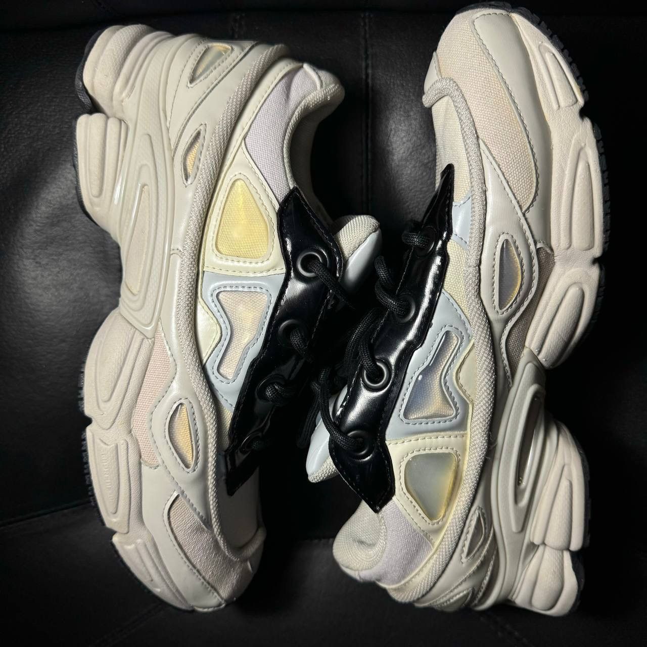 Adidas × Raf Simons 10us Adidas Raf Simons Ozweego Cream white Size US 10 / EU 43 - 4 Thumbnail