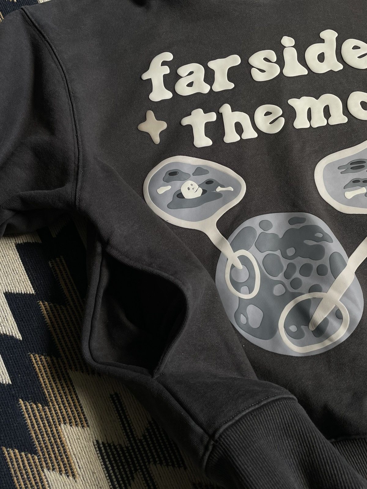 Other Broken Planet “far side in the moon” Hoodie Size US M / EU 48-50 / 2 - 8 Thumbnail