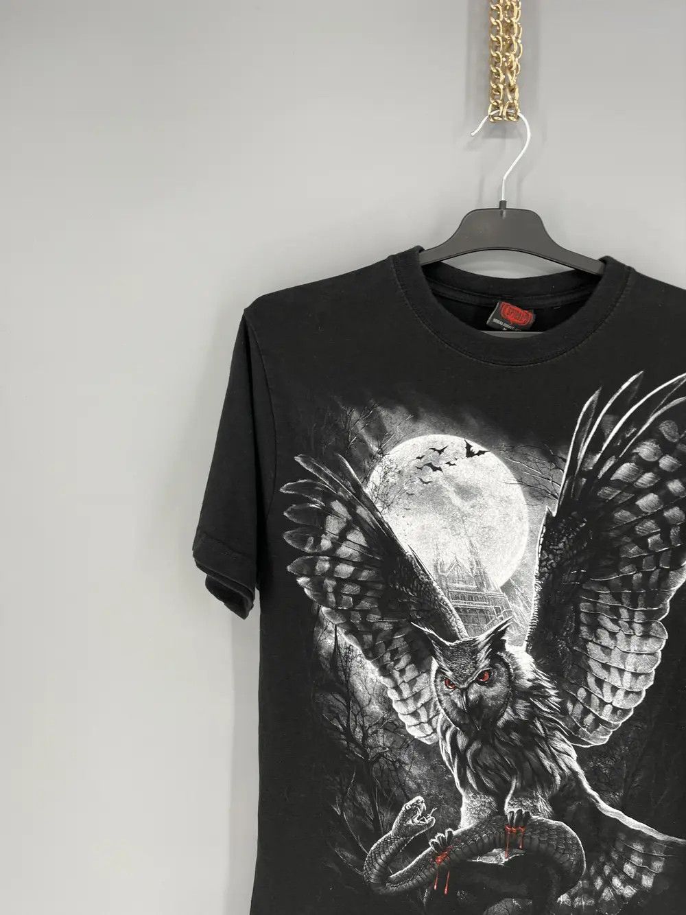 Vintage Vintage Y2K Bloody Owl T-shirt Spiral Tee Black Vintage Rock Size US L / EU 52-54 / 3 - 4 Thumbnail