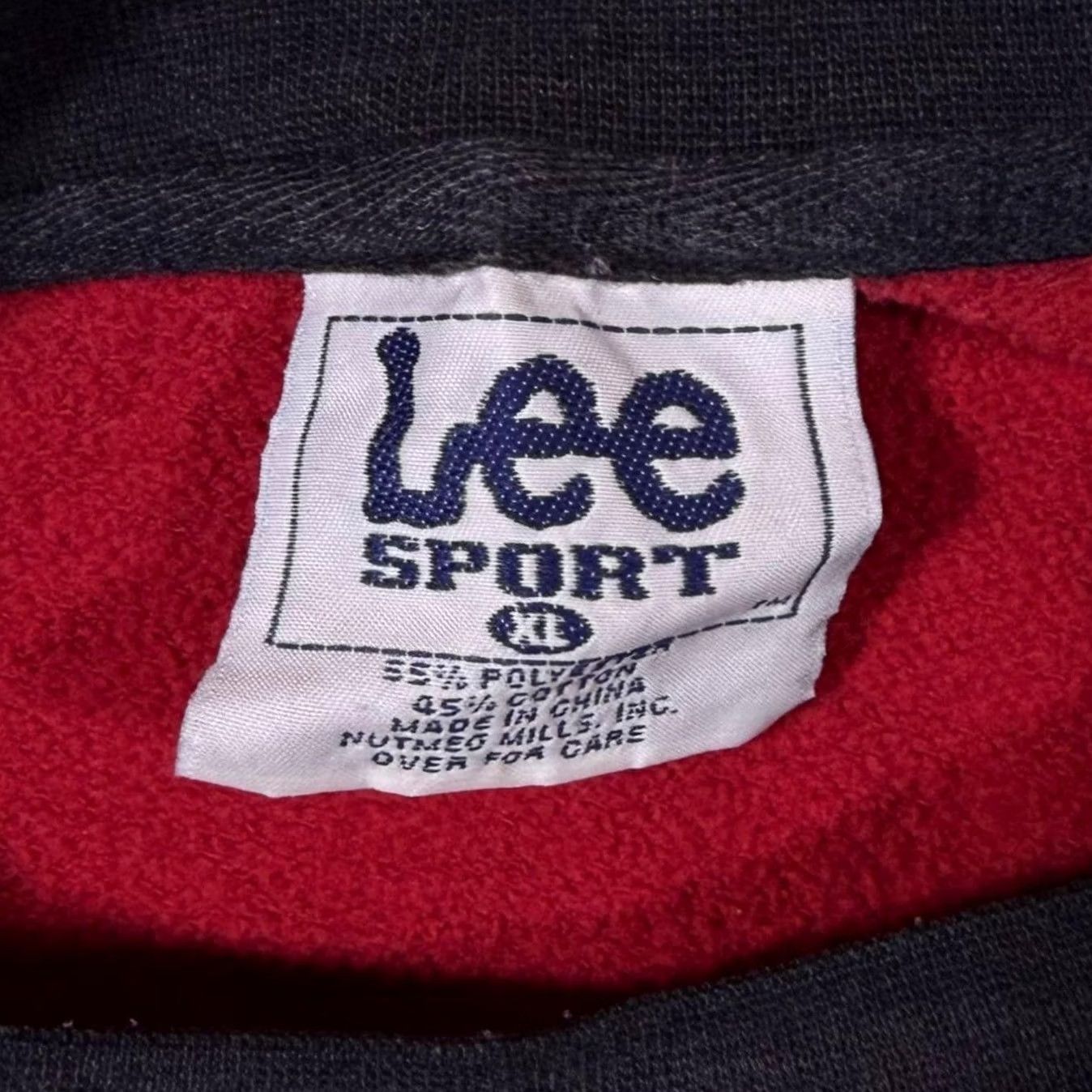 Lee VINTAGE Lee Sport Ohio State Buckeyes Embroidered College Red Sweatshirt XL Men Pullover Sweatshirt, Red Size US XL / EU 56 / 4 - 3 Thumbnail