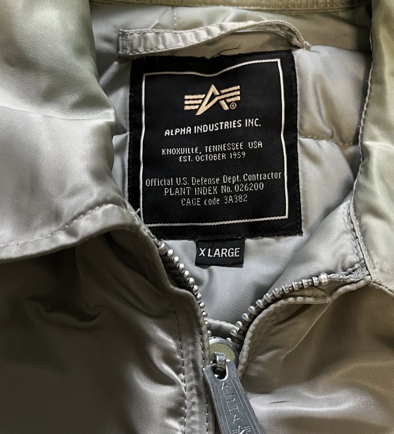 Alpha Industries Alpha Industries MA-1 Bomber Jacket Silver XL Vintage USA Size US XL / EU 56 / 4 - 6 Thumbnail