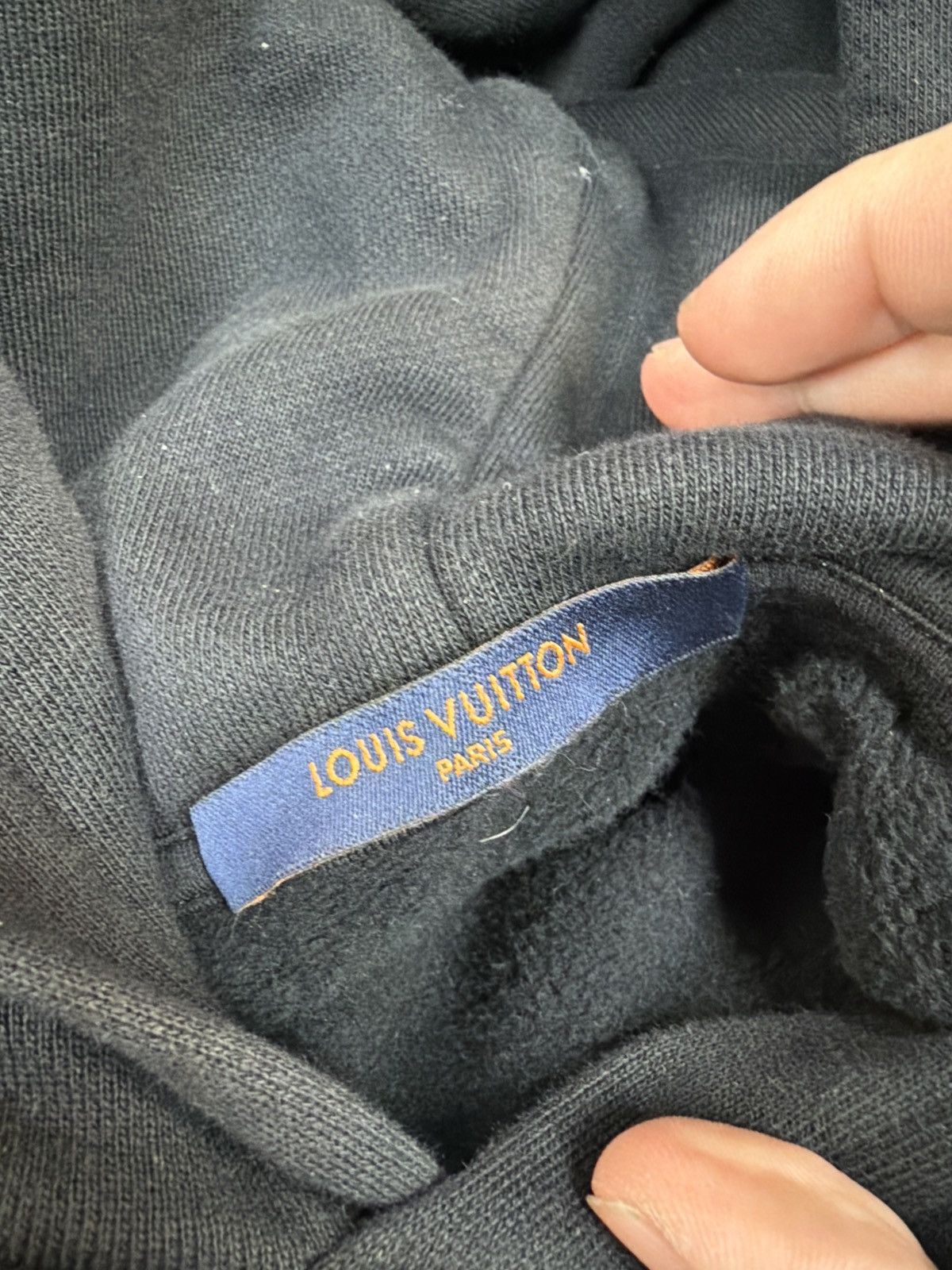 Louis Vuitton Louis Vuitton Back Logo Hooded Sweatshirt Black Size US S / EU 44-46 / 1 - 6 Thumbnail