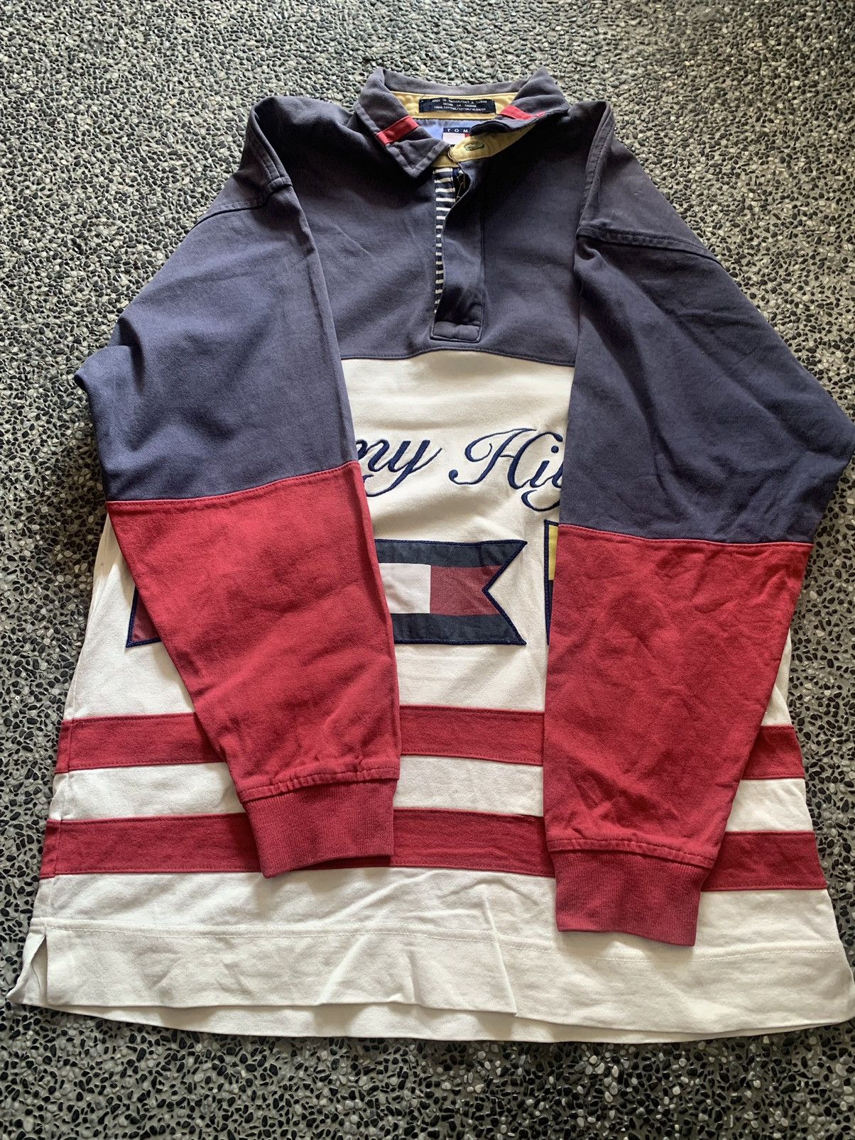 Tommy Hilfiger × Vintage Vintage Tommy Hilfiger Embroidery Long Sleeve Polo Shirt Size US M / EU 48-50 / 2 - 13 Thumbnail