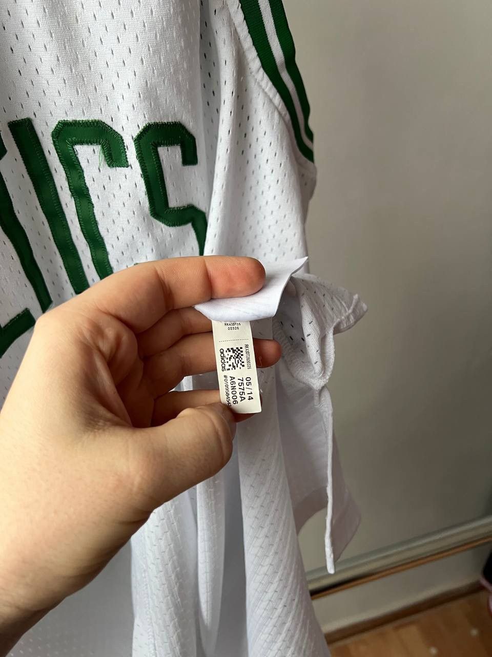 NBA 2014 BOSTON CELTICS #33 BIRD ADIDAS BASKETBALL JERSEY SZ L Size US L / EU 52-54 / 3 - 11 Thumbnail