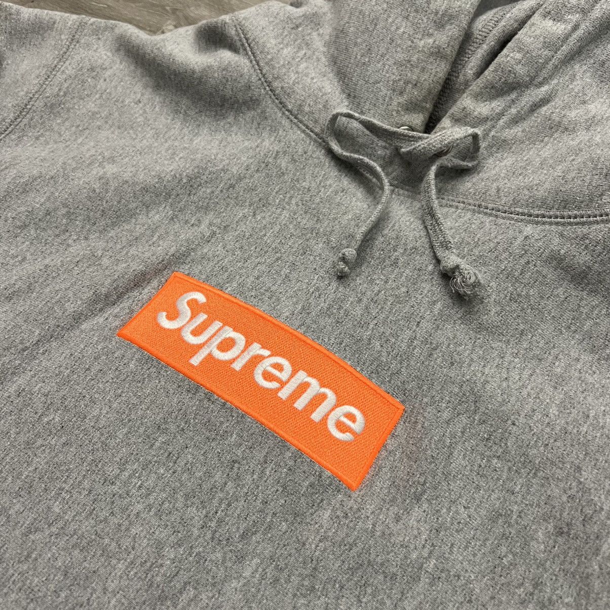 Supreme Supreme Box Logo Hoodie Grey/Orange FW17 Size US M / EU 48-50 / 2 - 12 Thumbnail
