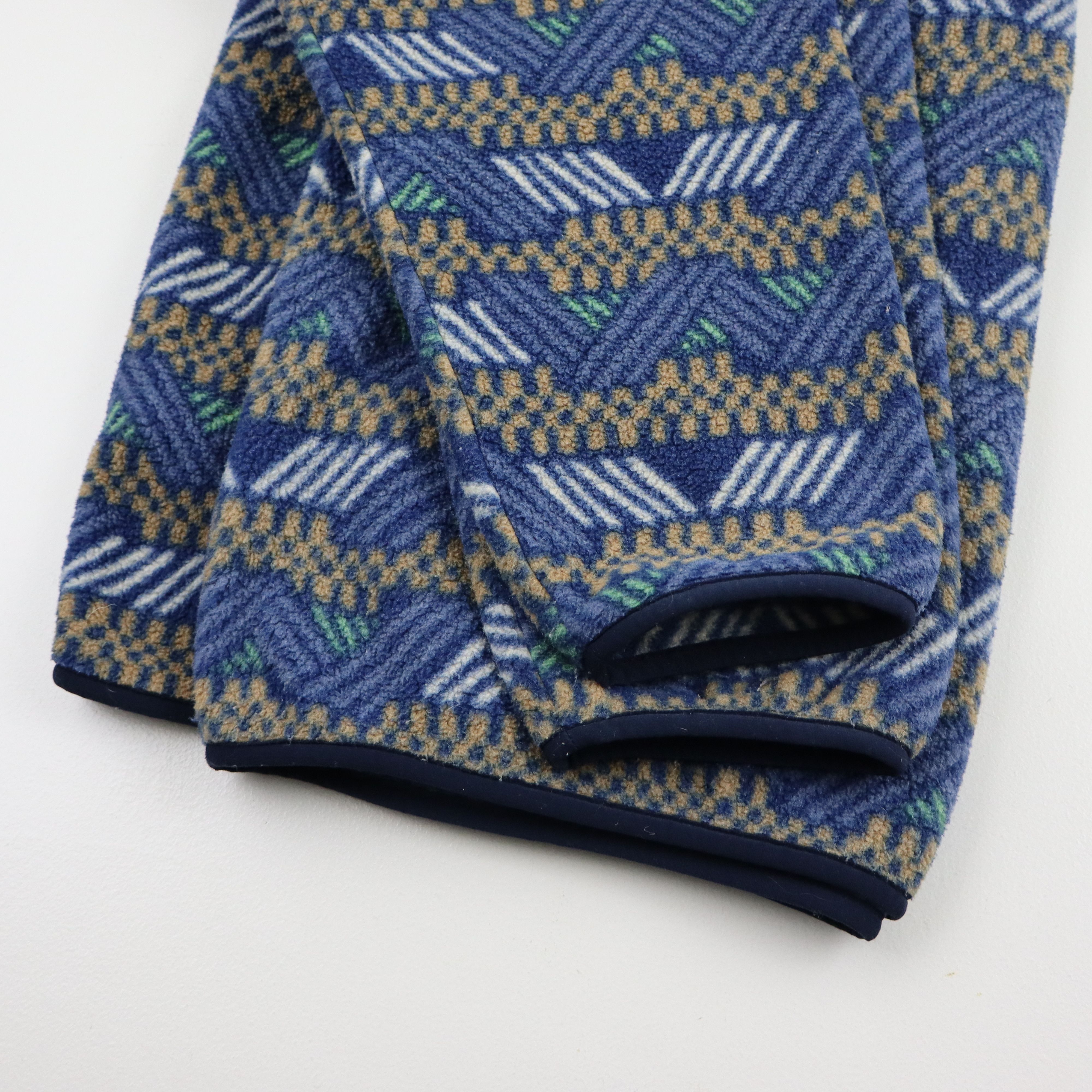 Patagonia Vintage Patagonia Baggy Aztec Tribal Fleece Jacket Men Large Size US L / EU 52-54 / 3 - 5 Thumbnail