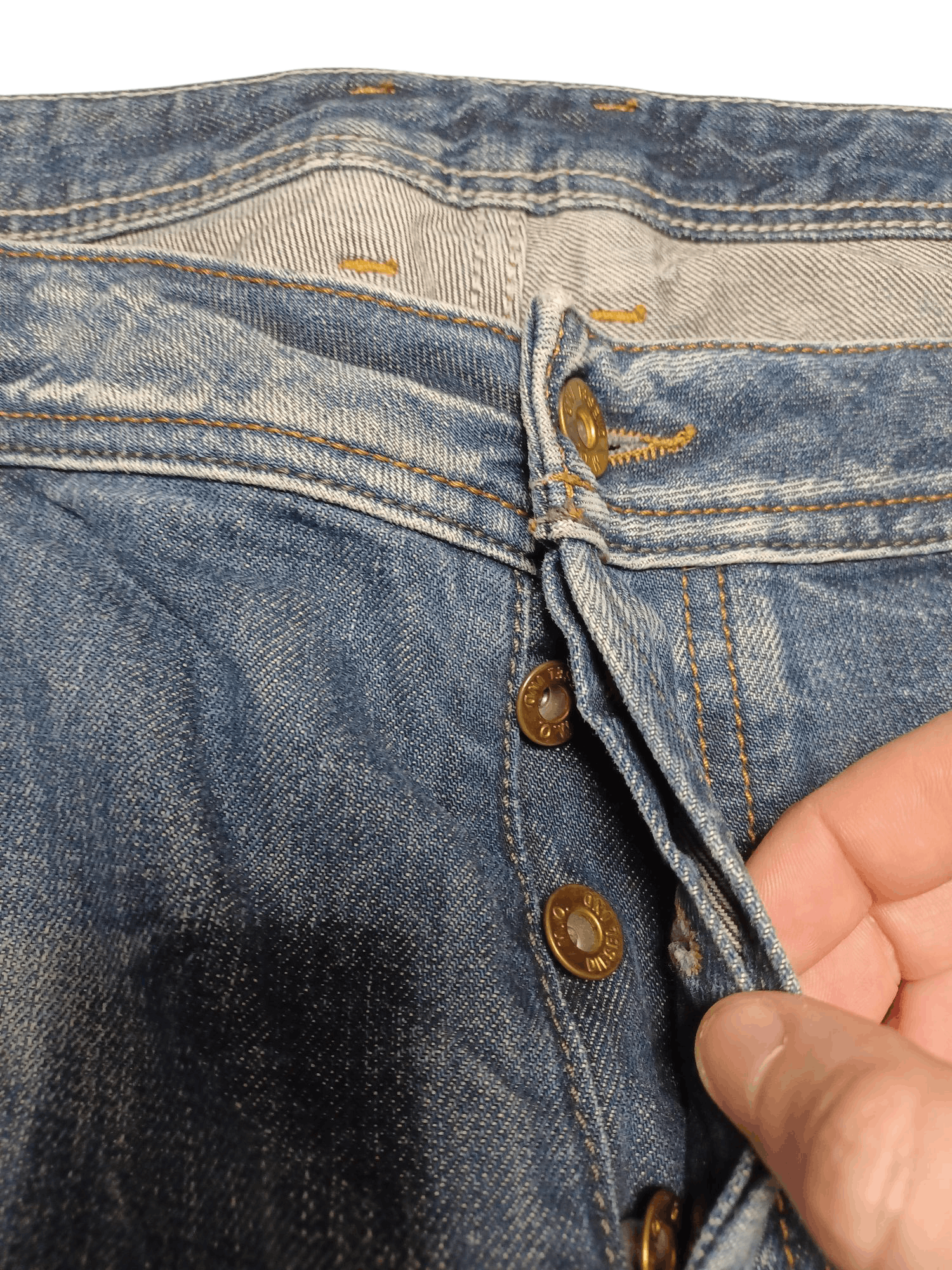 Levi's Vintage Clothing LEVIS VINTAGE 505 RELAXED MADE IN LESOTHO JEANS DENIM Size US 38 / EU 54 - 3 Thumbnail