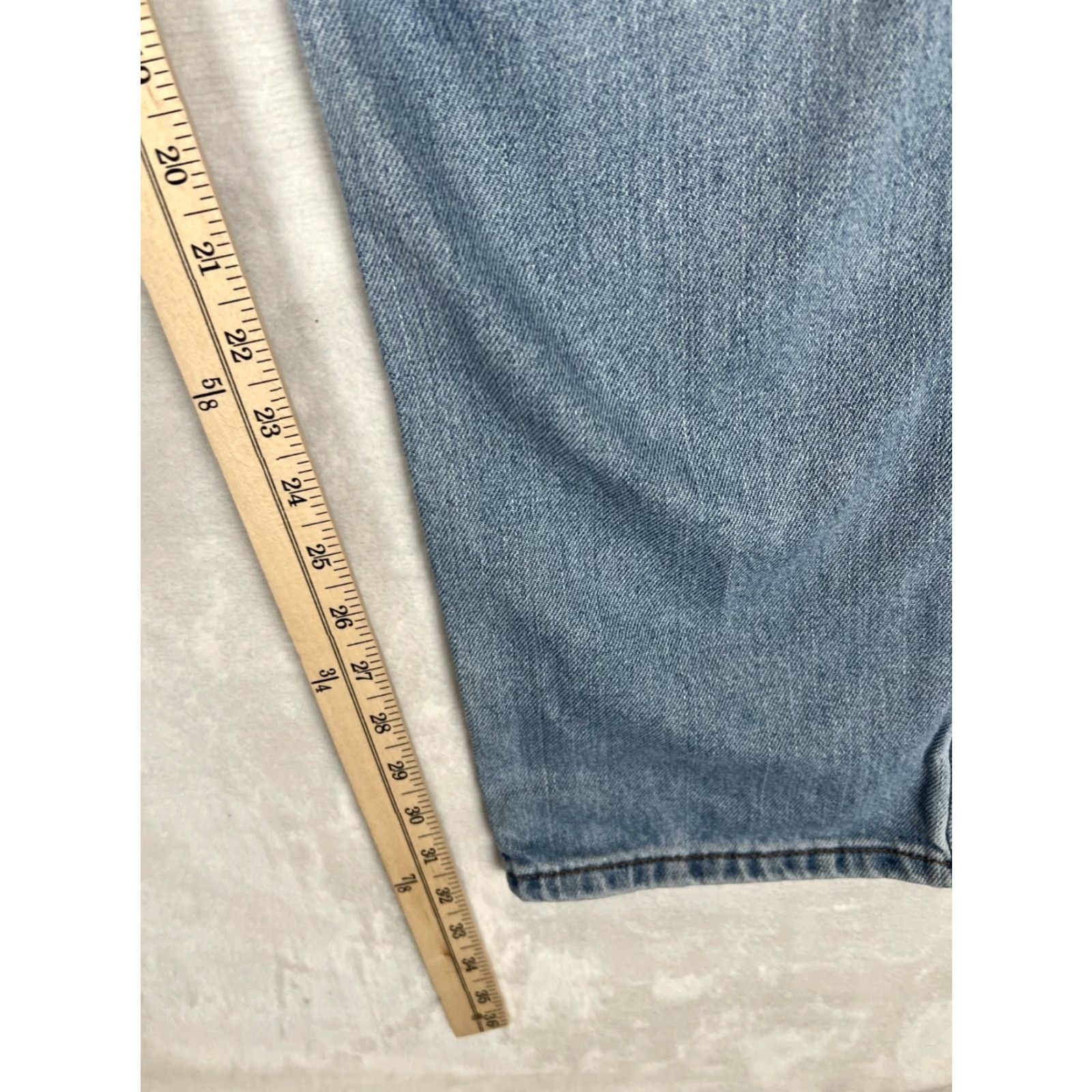 Levi's VINTAGE Levi's 505 Jeans Denim Blue 32x30 Straight Regular Distressed 90s Grunge USA Mens Size US 32 / EU 48 - 5 Thumbnail