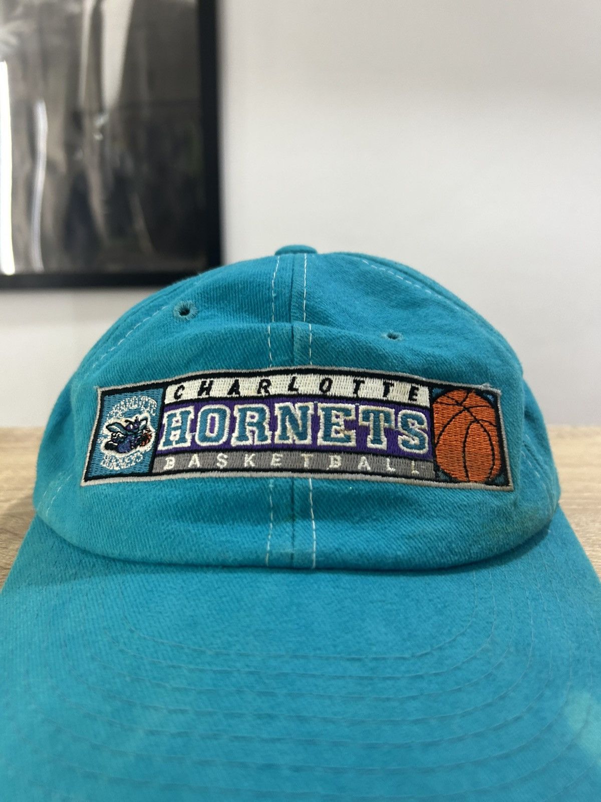 NBA 90s Charlotte Hornets The right hat Size ONE SIZE - 2 Thumbnail