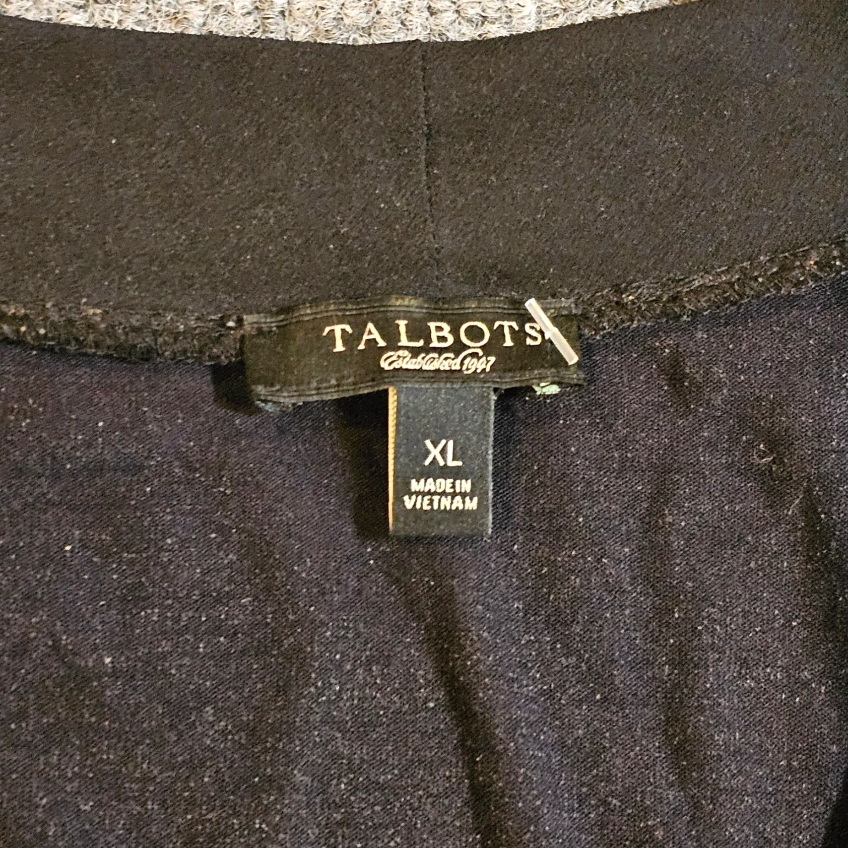 Talbots Talbots Top Shirt Womens XL Black Short Sleeve V Neck Tie Casual Career Blouse Mens? Size XL / US 12-14 / IT 48-50 - 3 Thumbnail