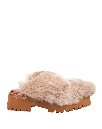 o1w1db10124 Mules in Beige