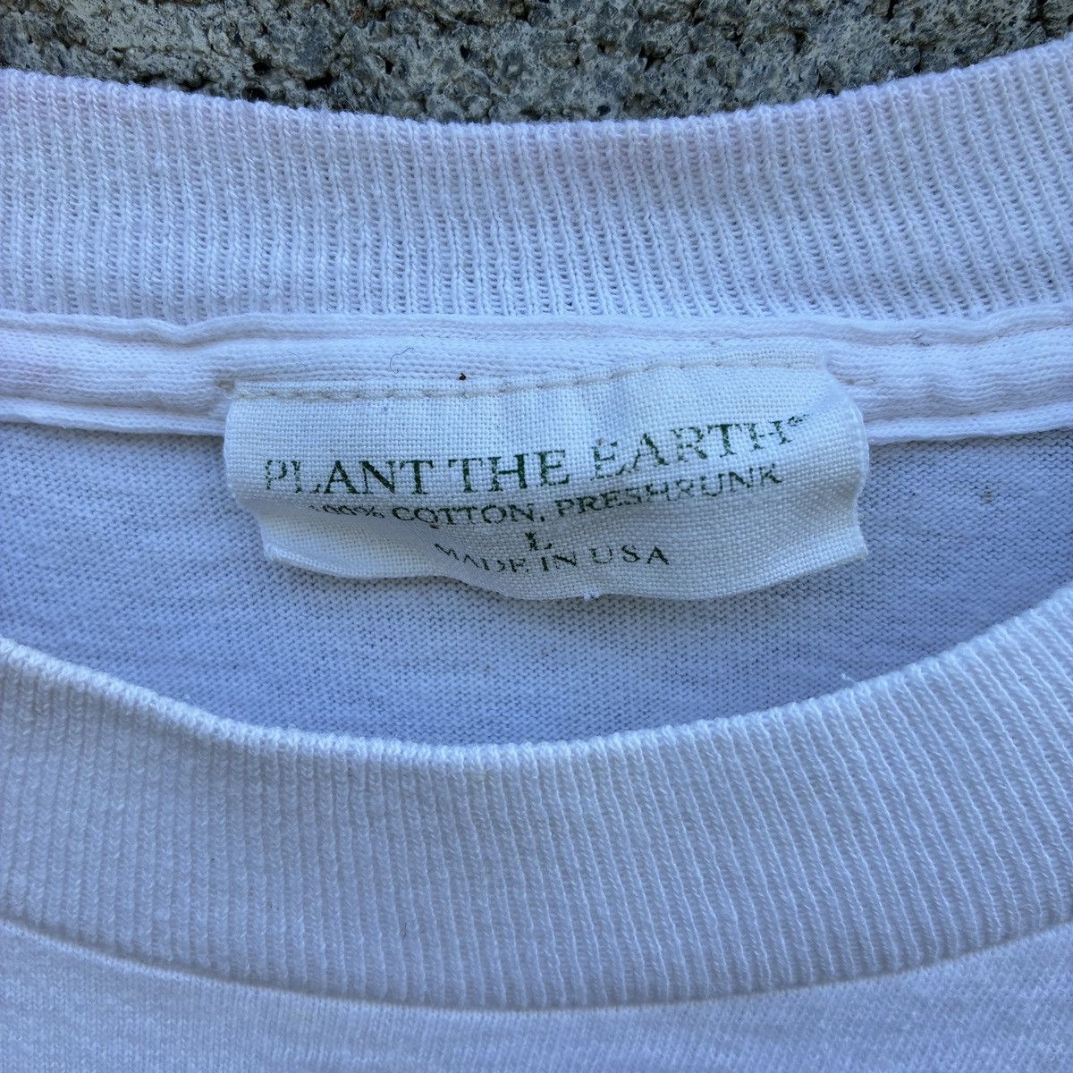 Other Vintage 1995 Plant The Earth Flowers Art T-Shirt Size L Size US L / EU 52-54 / 3 - 3 Thumbnail